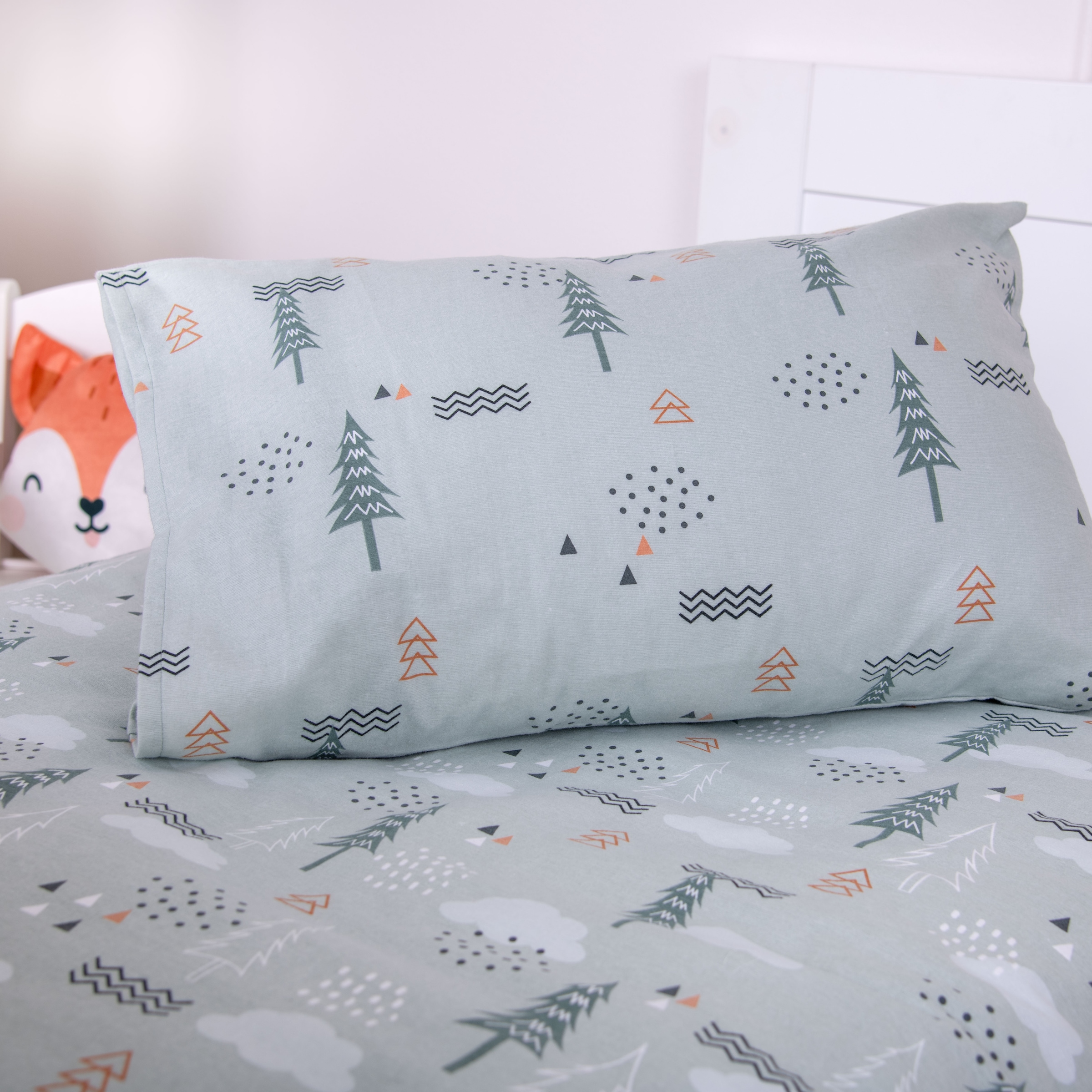 Baby Best Linge de lit pour bébé »babybest Nordic Forest« 2 cuis avec superbe motif réversible