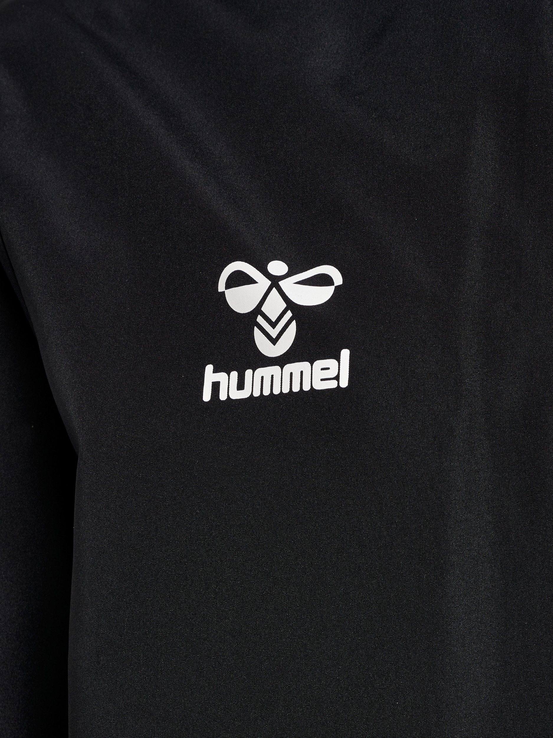 hummel Veste tous temps »HMLESSENTIAL AW JACKET KIDS« avec capuche sportlicher Stil, atmungsaktiv, wasser- und schmutzabweisen
