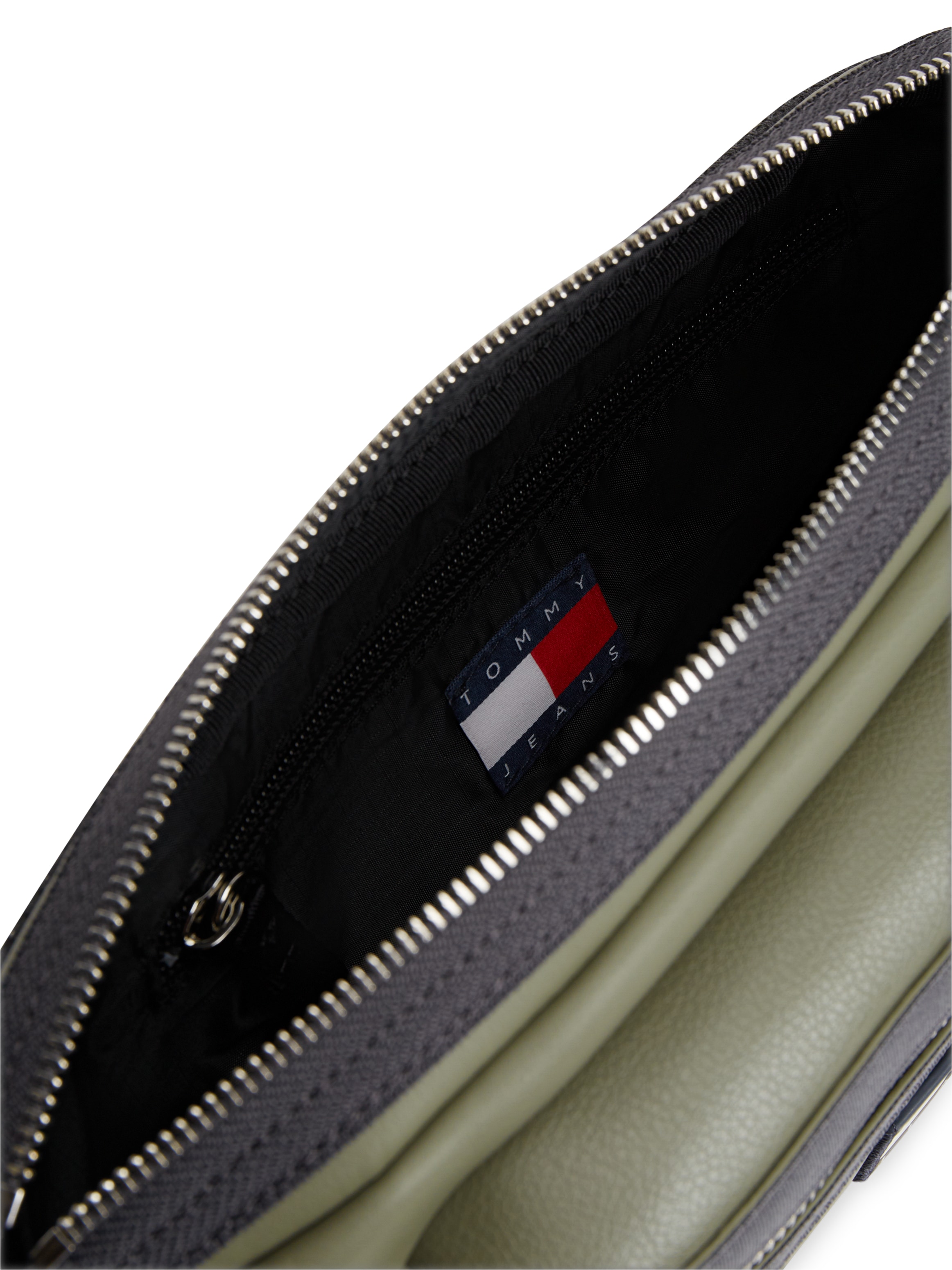 Tommy Jeans Sac ventral »TJM ELEVATED PU BUMBAG« Banane unisexe, sac bandoulière avec écusson logo