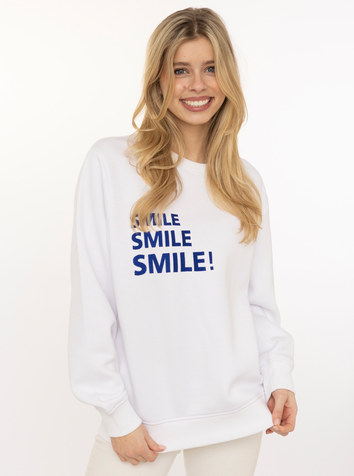 Zwillingsherz Hoodie »"Smile Smile Smile"«, Rundhals, Stickerei in Neon, fröhliche Botschaft
