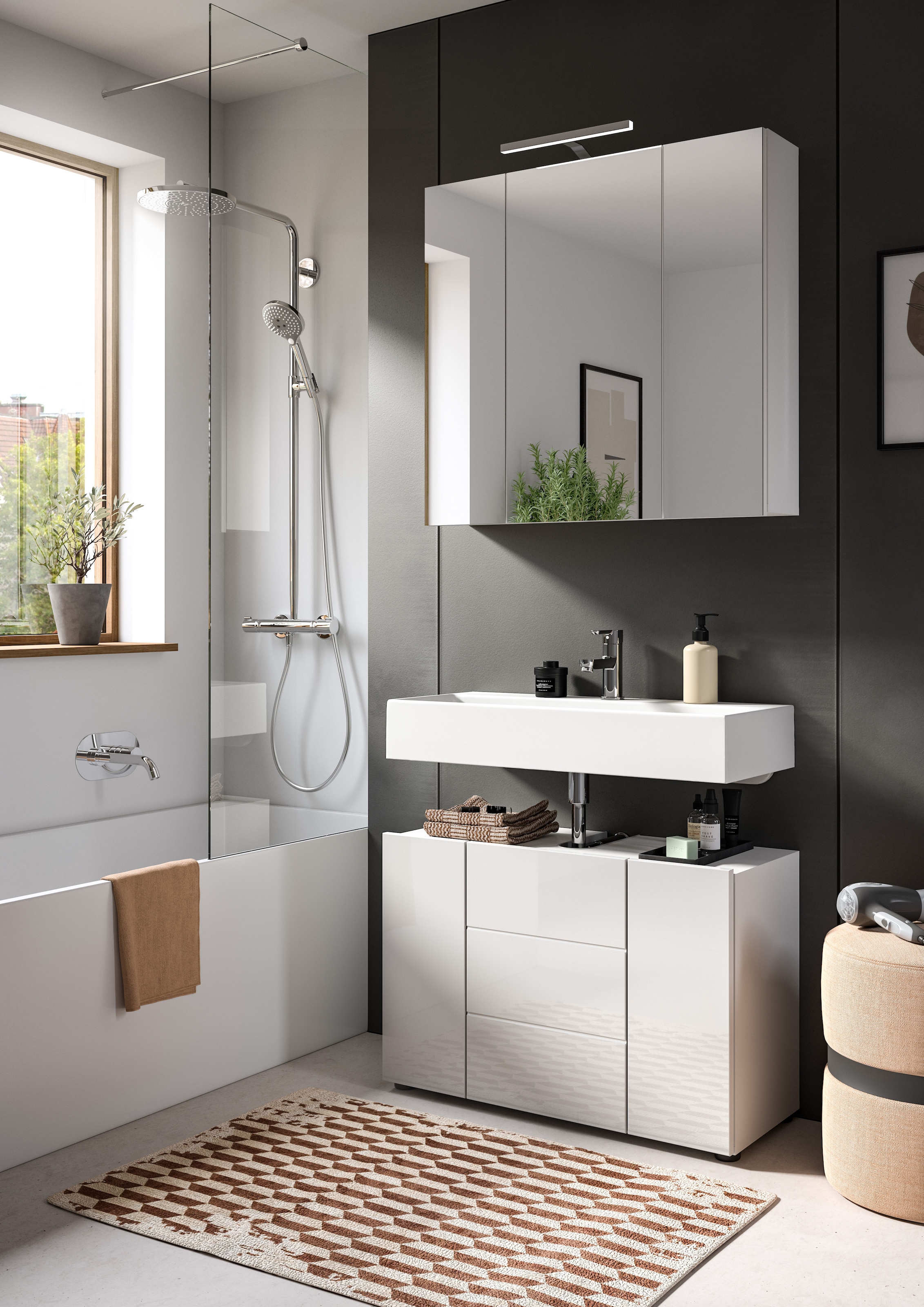 welltime Spiegelschrank »BIEL, TOPSELLER!, Breite 82 cm, 3 Türen, 6  Einlegeböden, 9 Fächer« 1 Stk. tlg. Badmöbel, Badschrank, Schrank, Wandschrank, Bad, Badezimmer