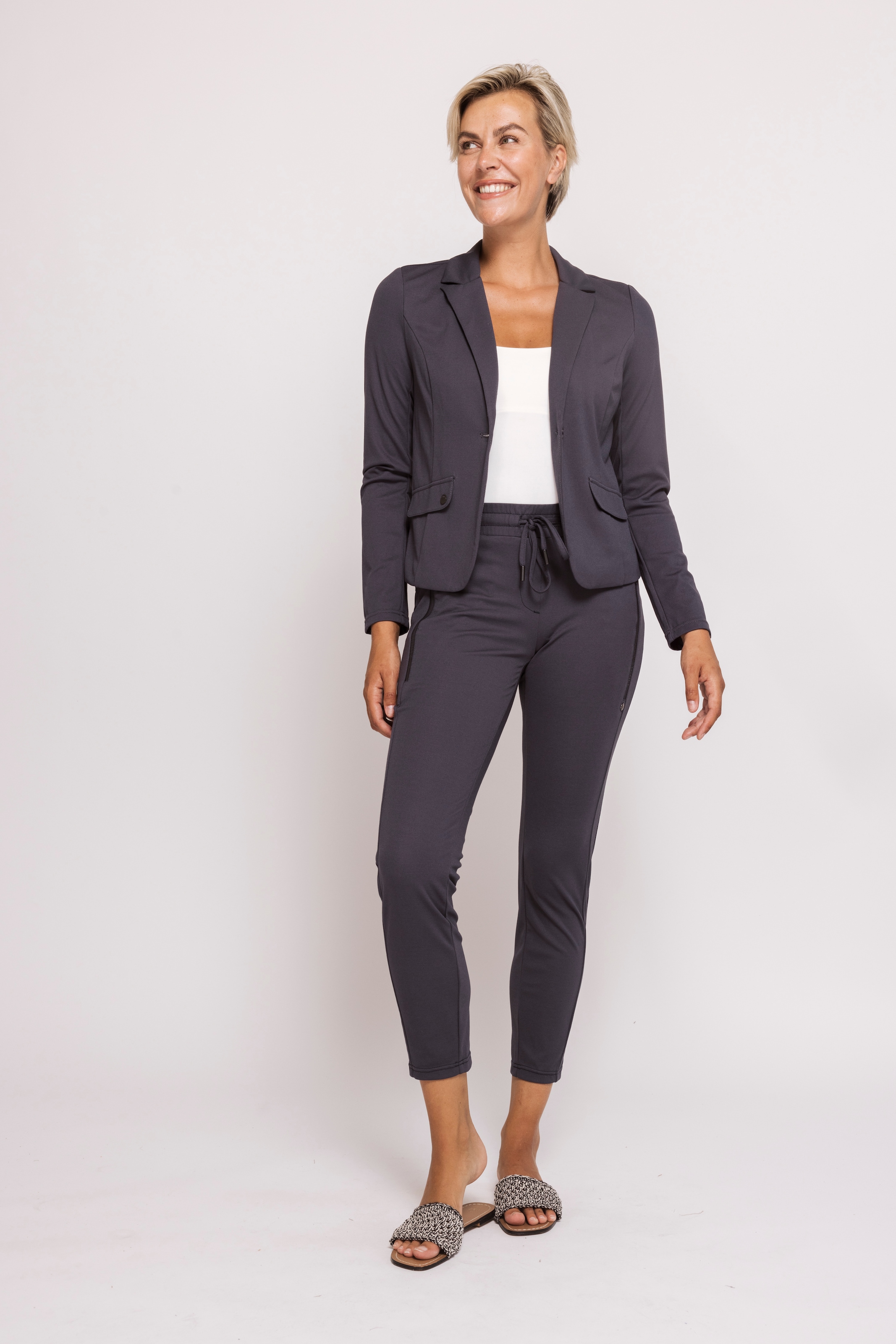 Zhrill Stoffhose »ZHCHIARA CASUAL«  mit floralem Allover-Muster