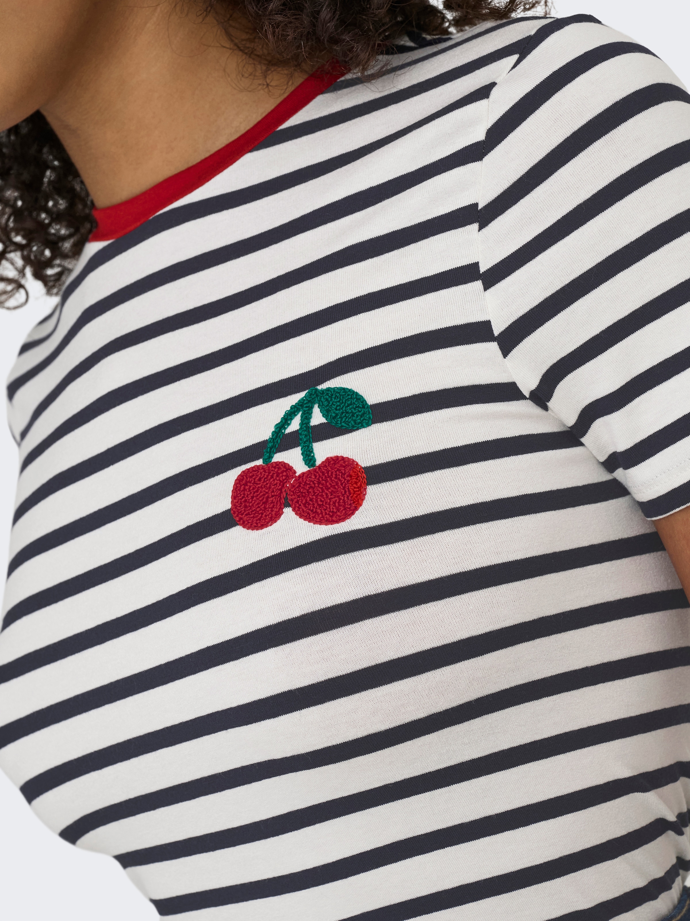 ONLY Kurzarmshirt »ONLHEART LIFE S/S TEE JRS NOOS«
