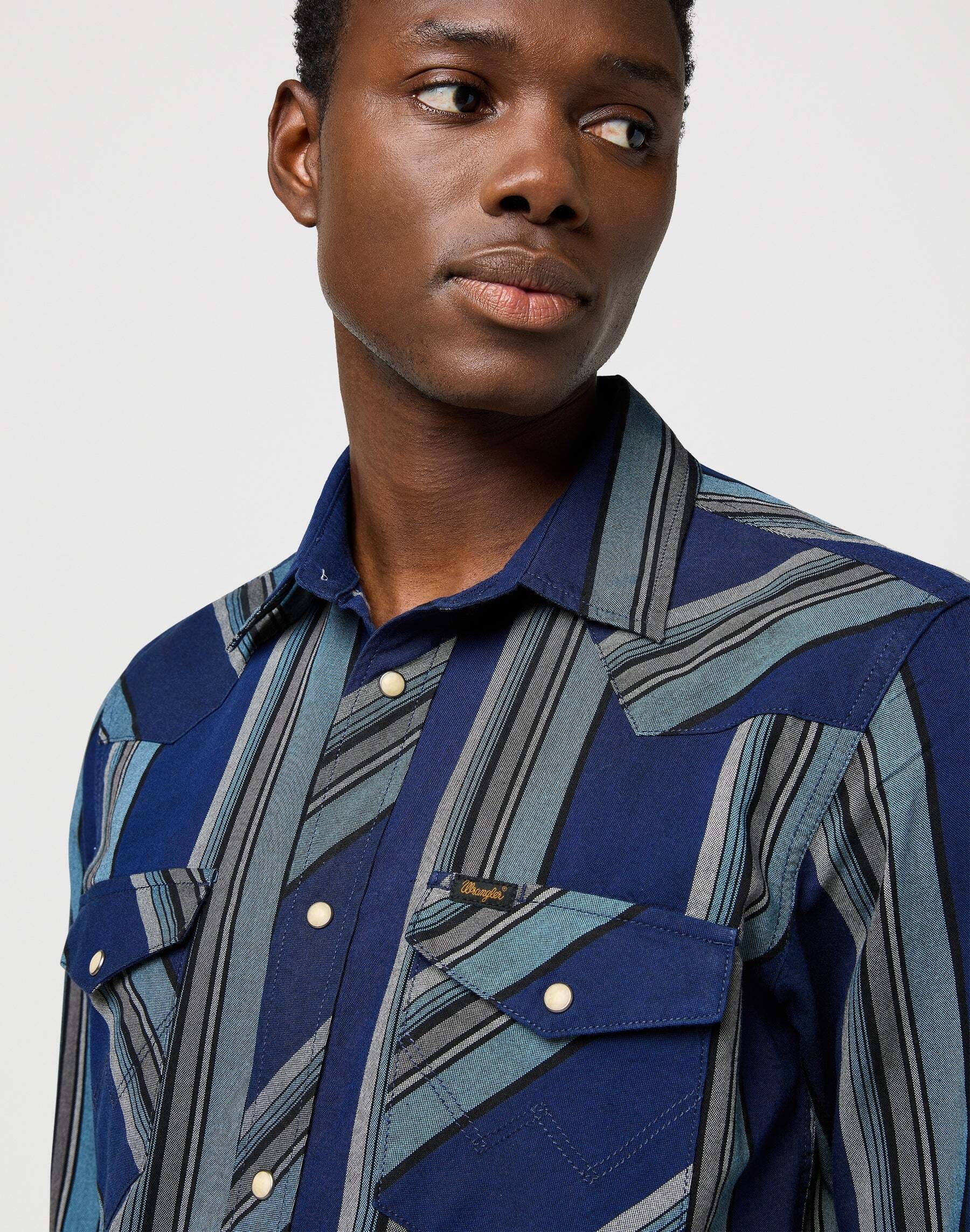 Wrangler Chemise à manches longues »WRANGLER Langarmhemd Western Indigo Shirt«