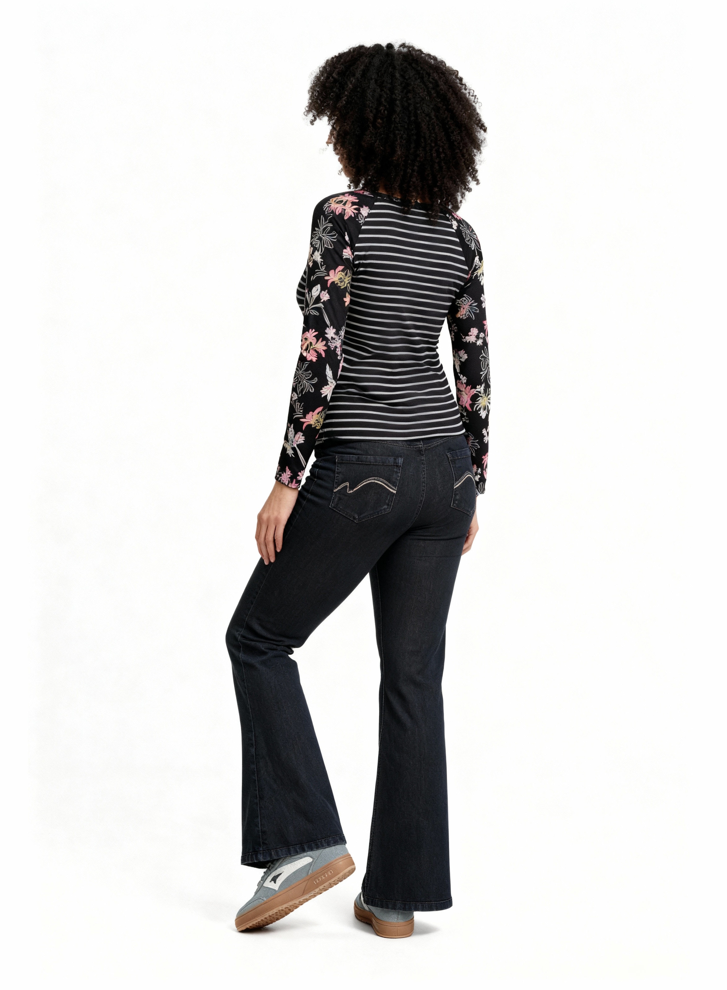 KangaROOS T-shirt à manches longues Langarm,  sehr figurbetont,  aus Baumwolle