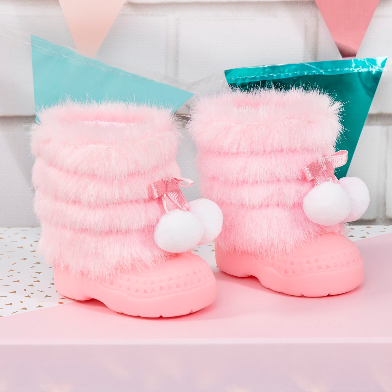 Bayer Chaussures pour poupée »Winterstiefel« in Geschenkverpackung