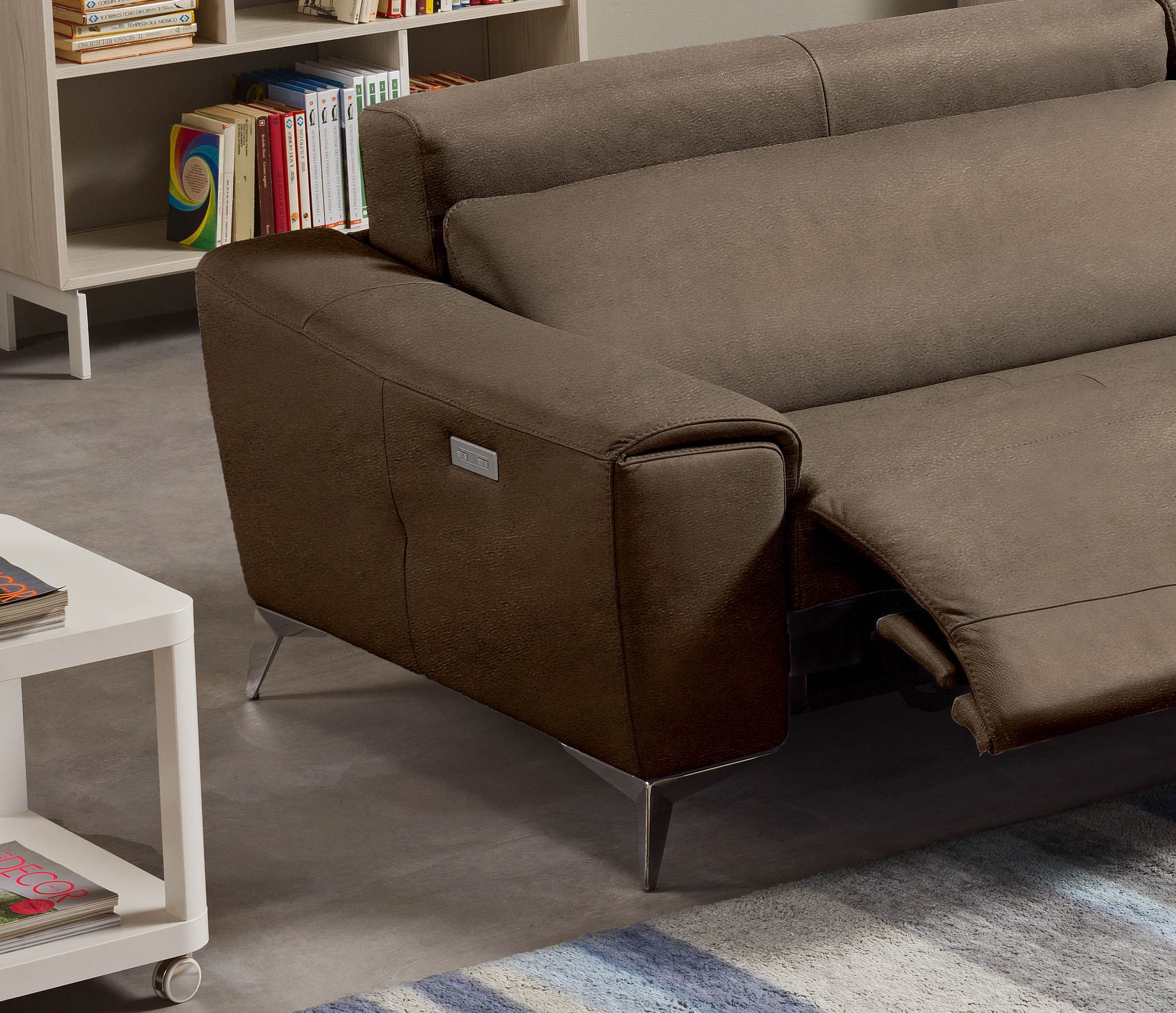 Egoitaliano Ecksofa »Suzette, Designsofa mit  hohem Sitzkomfort« mit Recamiere, inkl. 1 elektronischen Relaxfunktion, L-Form