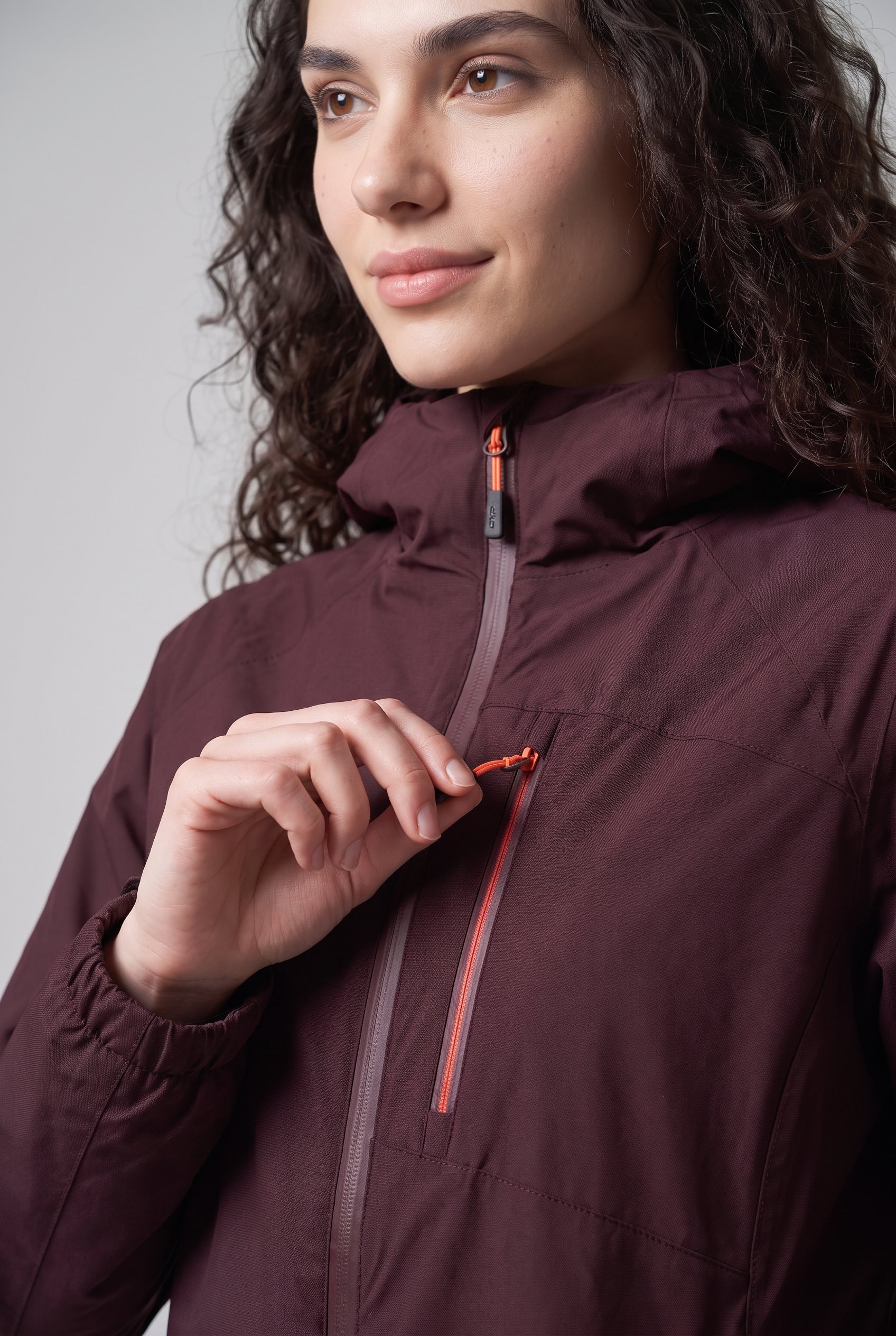 CMP Veste fonctionnelle »WOMAN JACKET FIX HOOD« avec capuche aspect sportif, avec capuche, en matière supérieure polyester