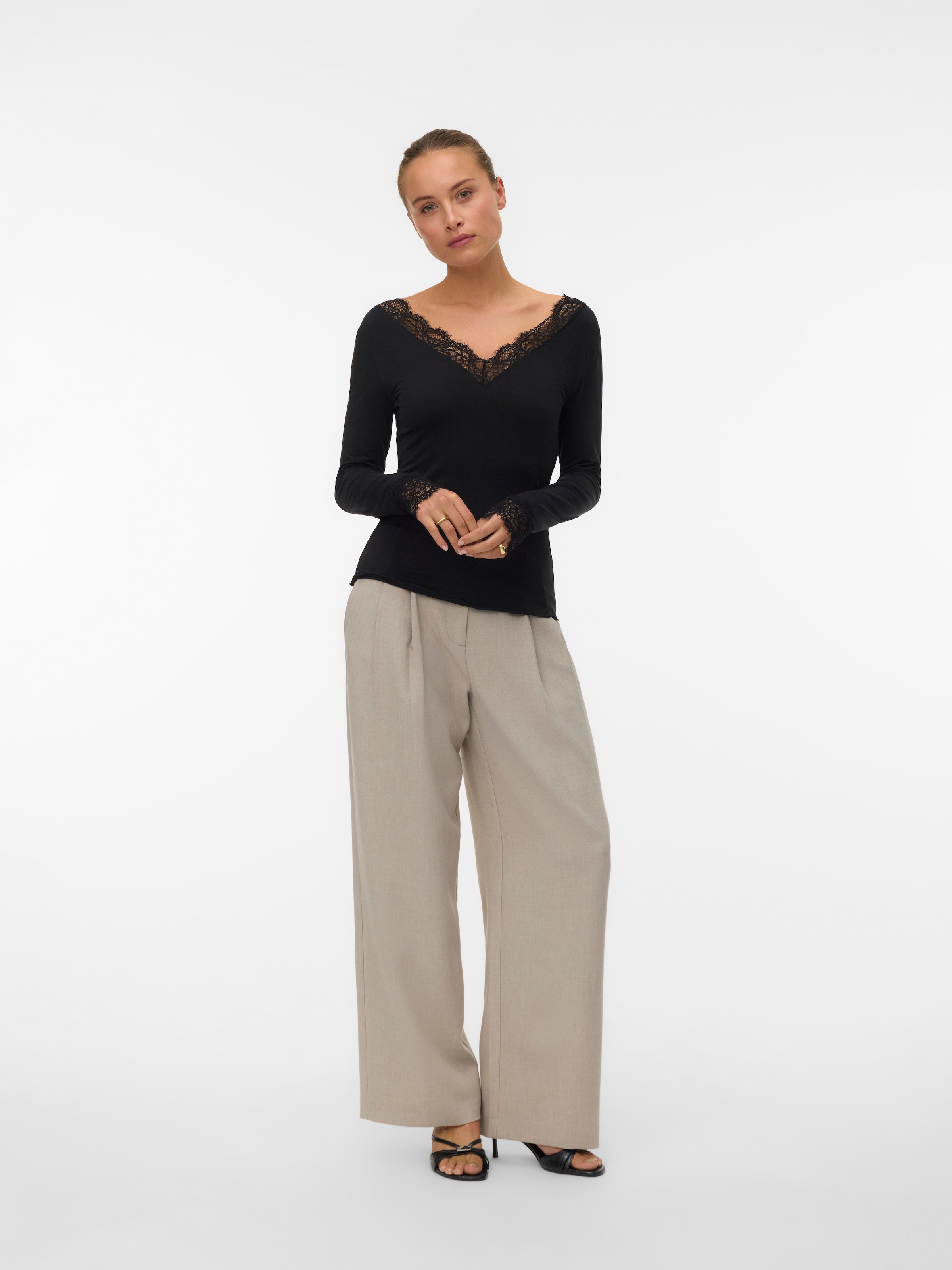 Vero Moda Langarmshirt »VMSKYE LS V-NECK LACE TOP JRS NOOS«