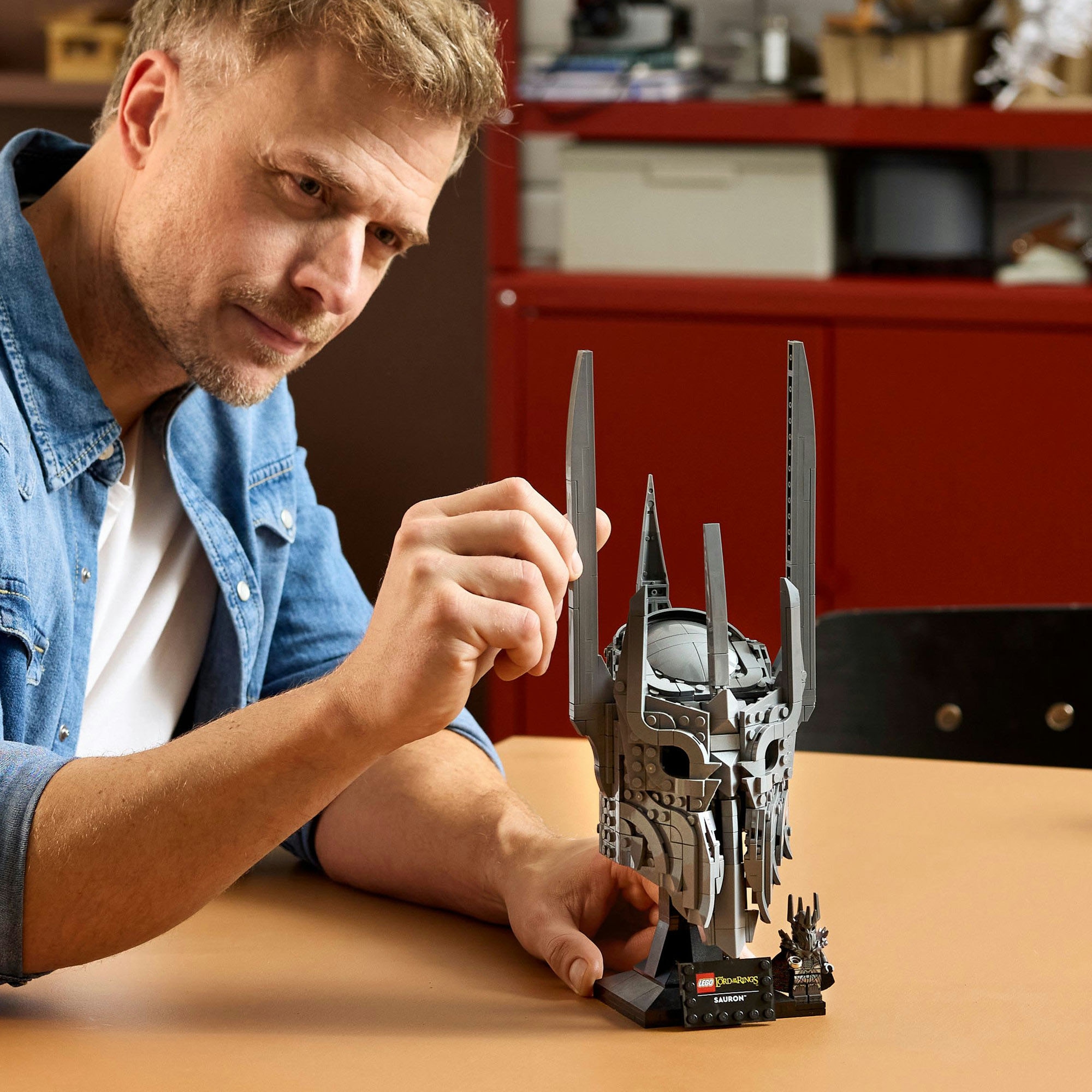 LEGO® Konstruktionsspielsteine »Der Herr der Ringe: Saurons Helm (11373), LEGO Icons«