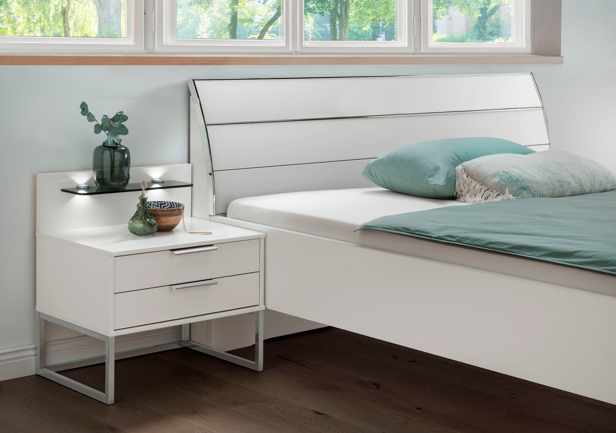WIEMANN Futonbett »Monaco, 4-fache Liegehöhenverstellung« mit stilvollem Holzkopfteil, Made in Germany