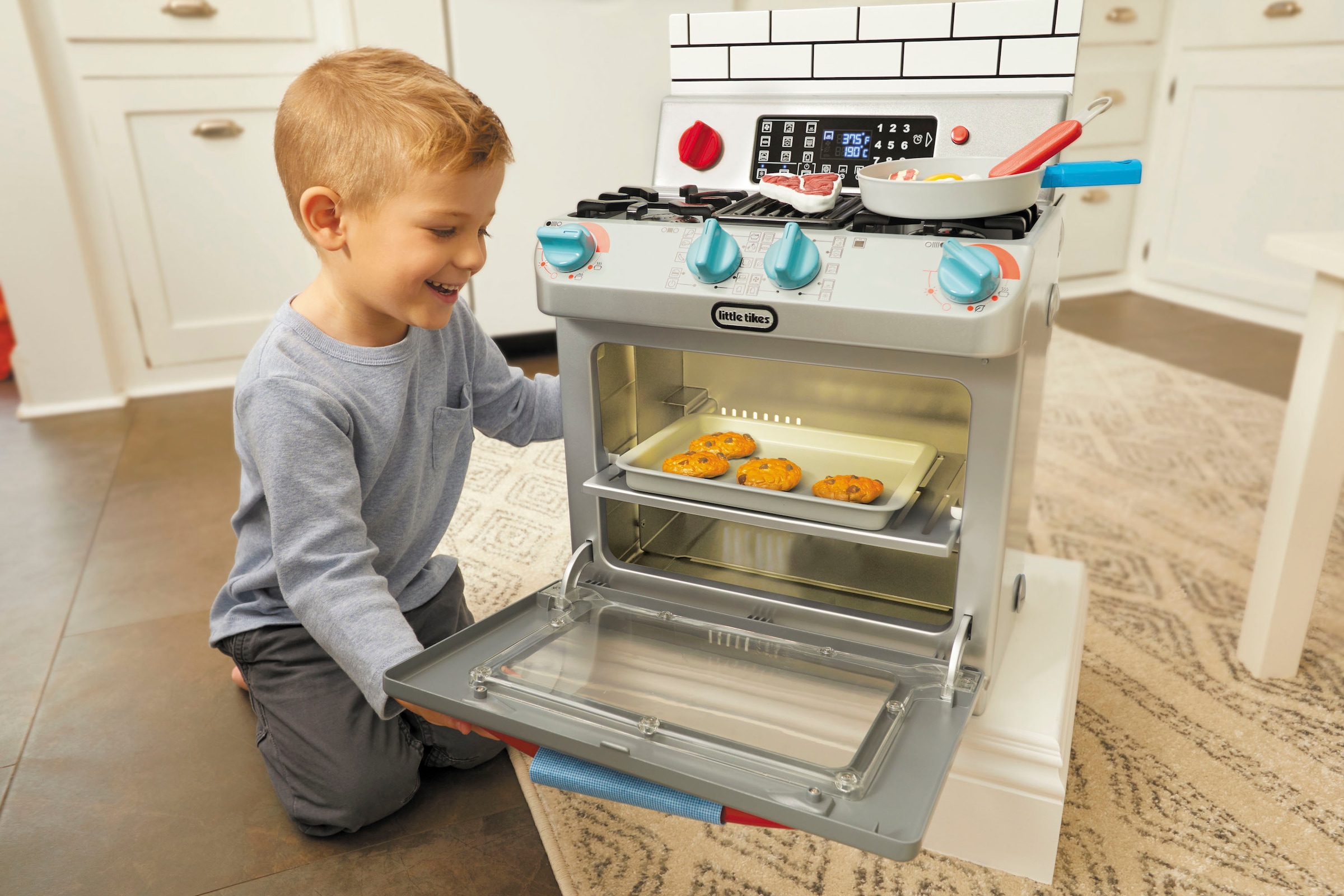Little Tikes® Kinder-Herd »First Oven« mit Licht und Sound