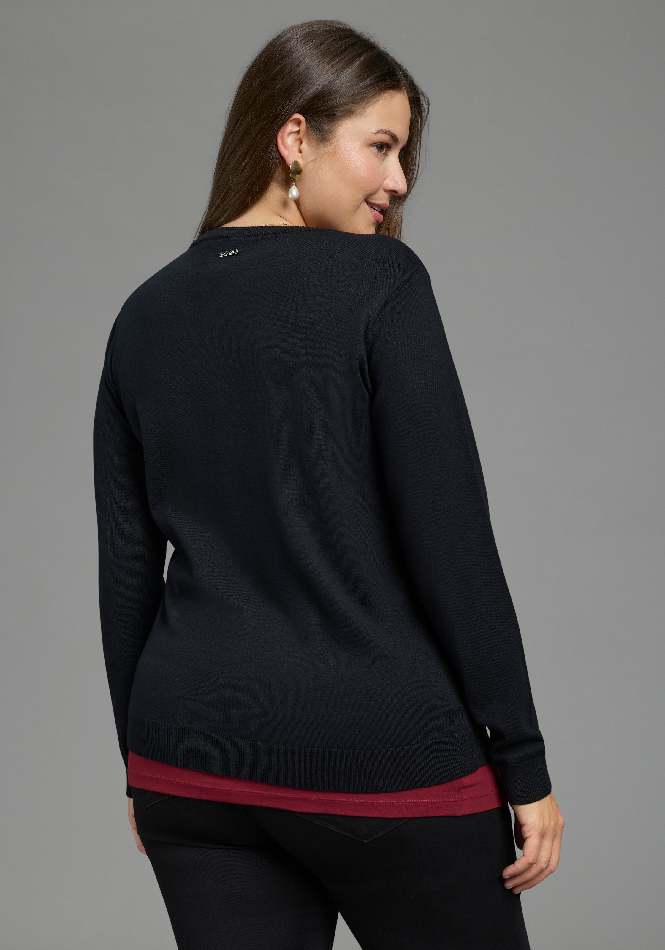 Laura Scott CURVE Strickjacke »Grosse Grössen« hüftlange Form, figurumspielende Passform, mit Rundhalsausschnitt