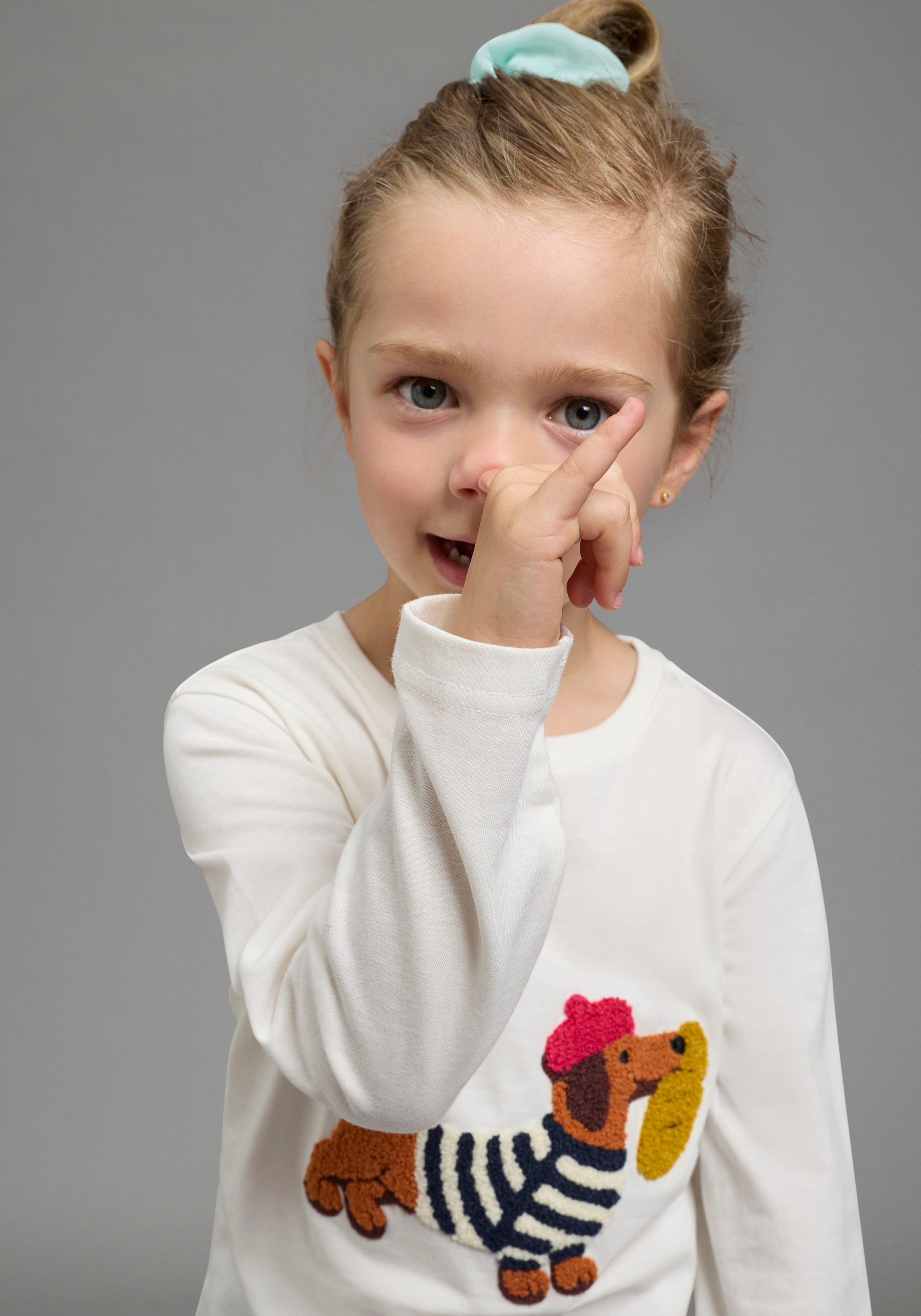 KIDSWORLD Langarmshirt »Shirt mit Frottee-Applikation: DACKEL« Shirt für Dackel-Fans, Basic-Stil, mit modischer Frottee-Applikation
