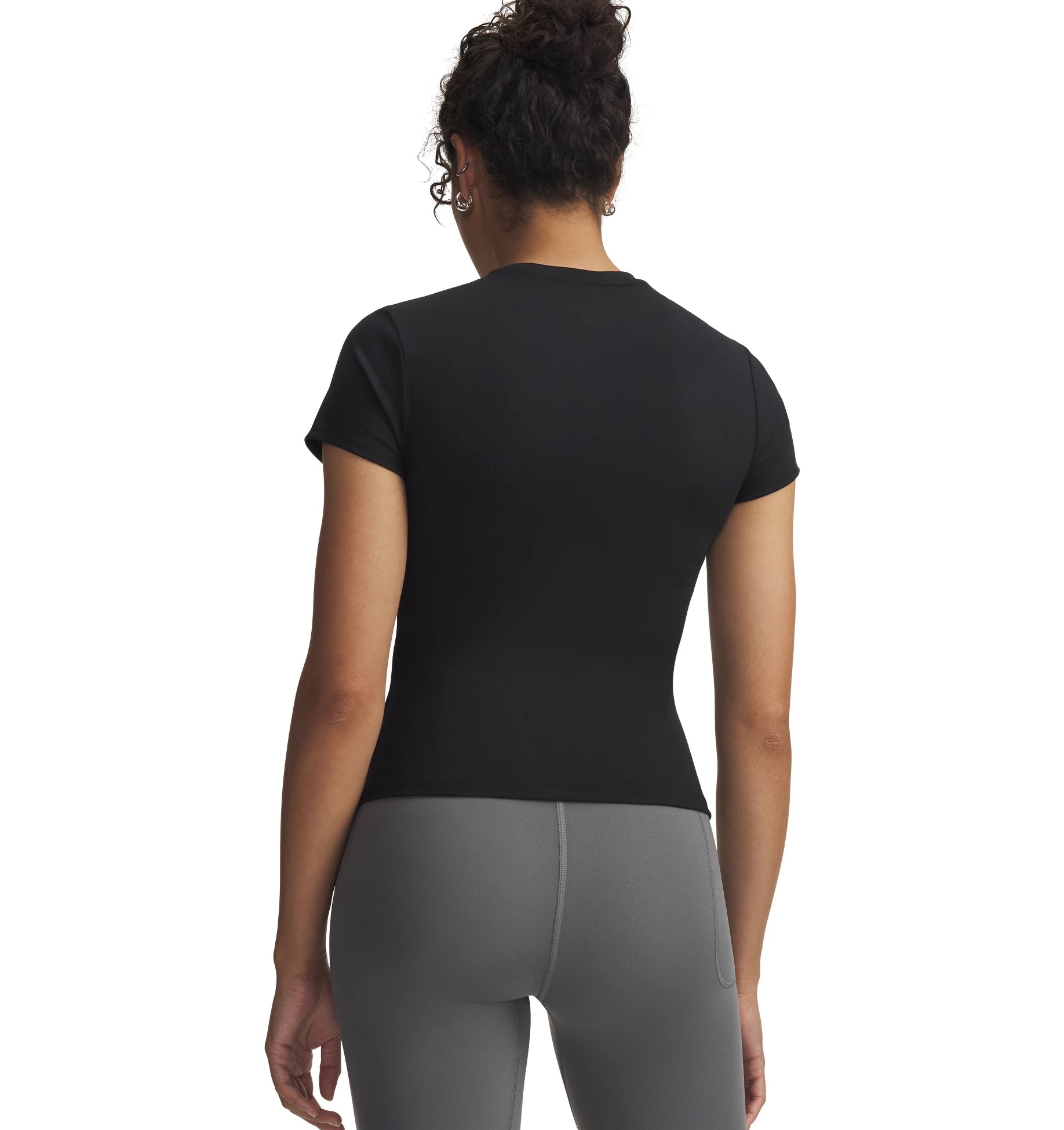 Under Armour® Trainingsshirt »MOTION FITTED SS EMEA« körpernahe Passform, eng anliegender Schnitt, 4-Wege-Stretchstoff