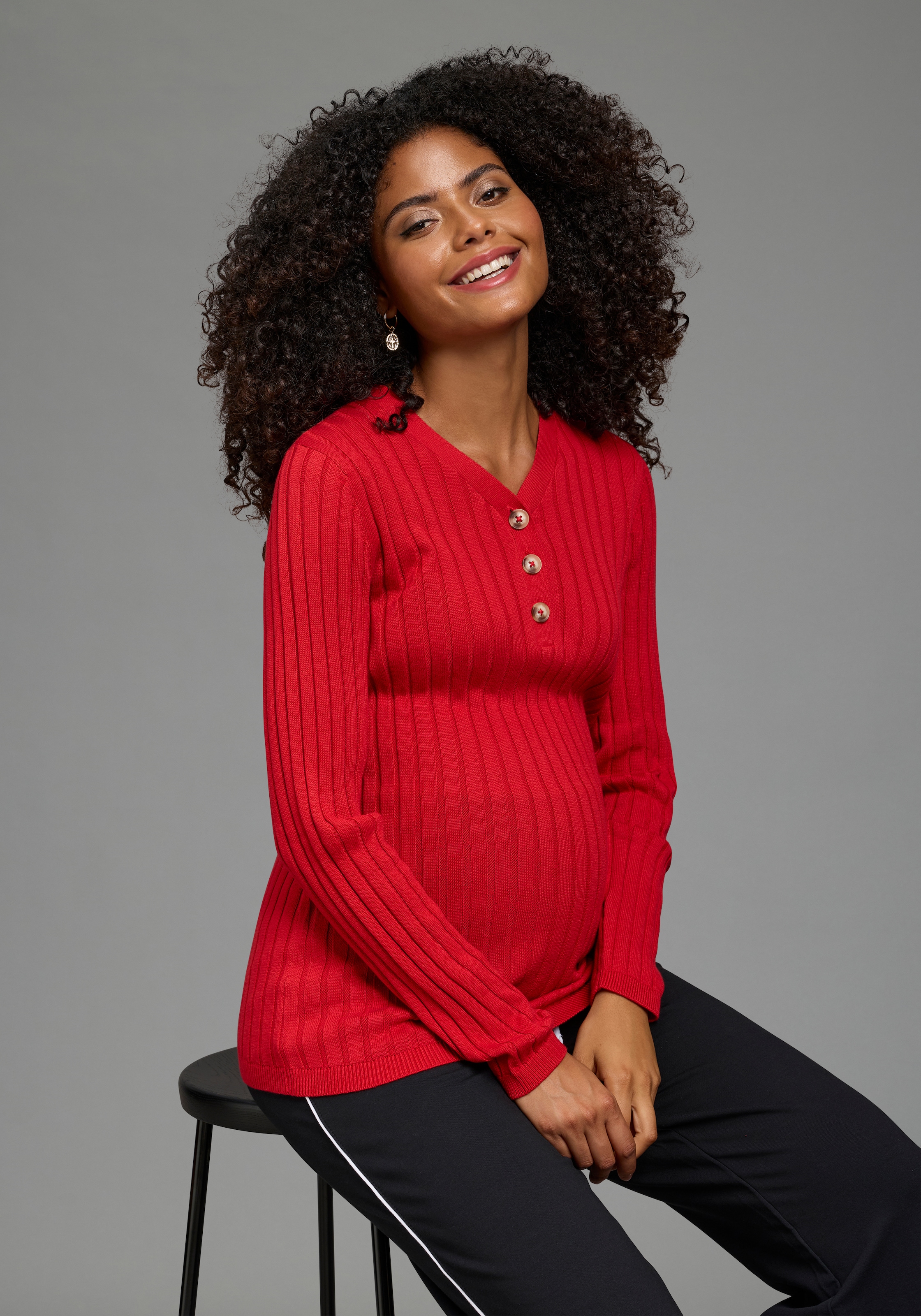 Neun Monate Pull de grossesse »Feinstrick-Umstandspullover mit Knöpfen - Stillpullover« Manches longues, en fine maille, avec un décolleté en V profond