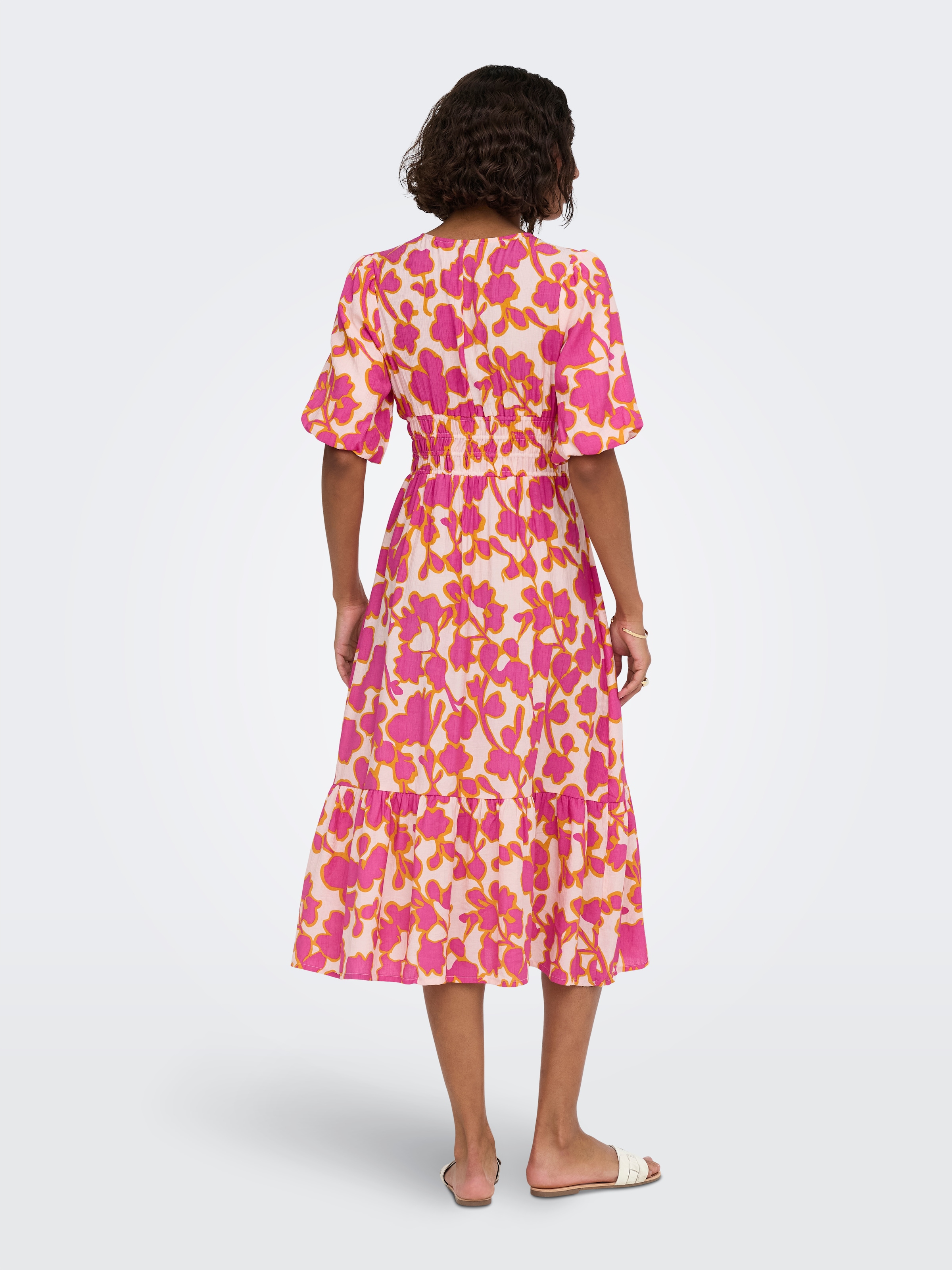ONLY Robe imprimée »ONLAURI MIKASI S/S MIDI DRESS WVV EX« mélange viscose, coupe régulière