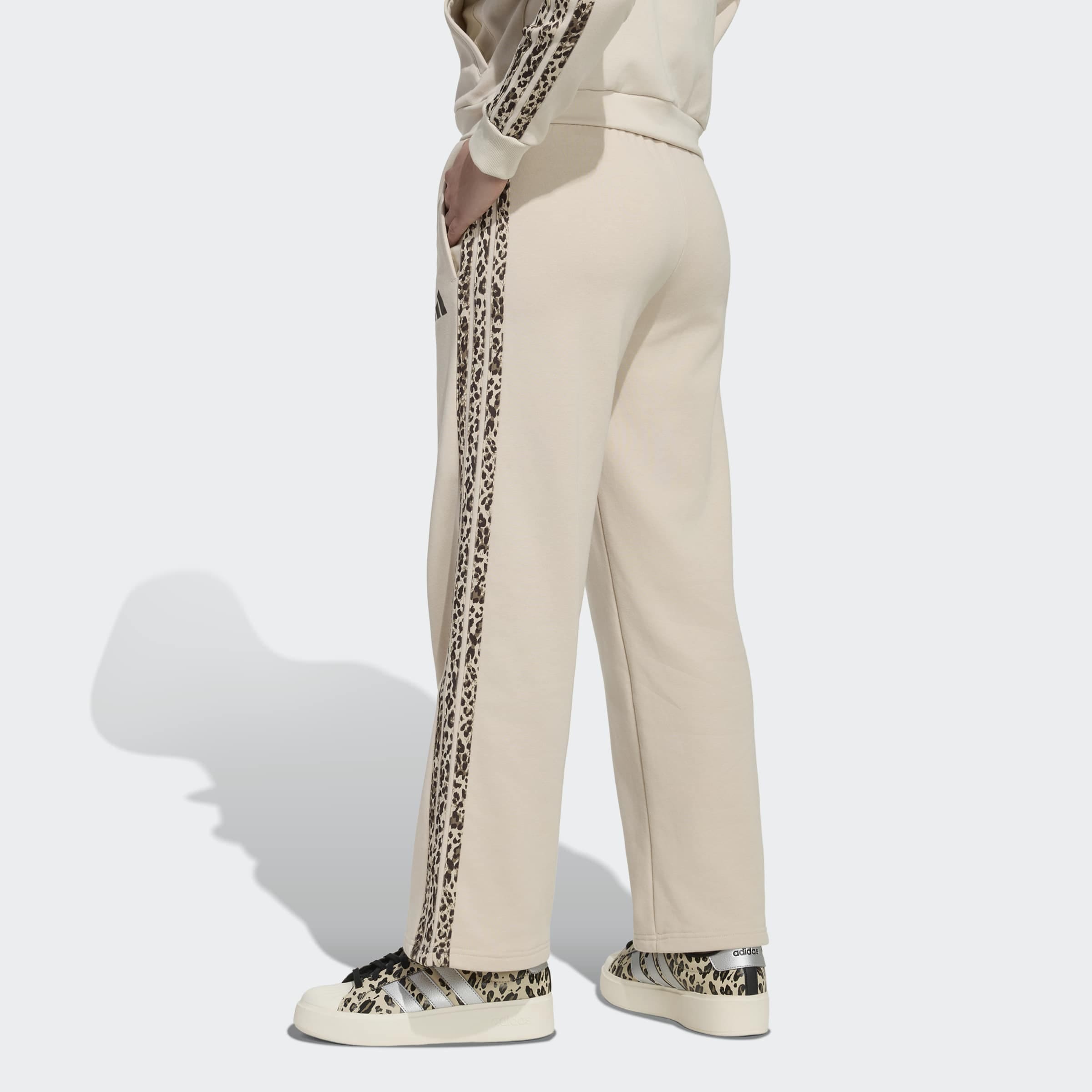 adidas Sportswear Pantalon de sport »MIT ANIMALPRINT«