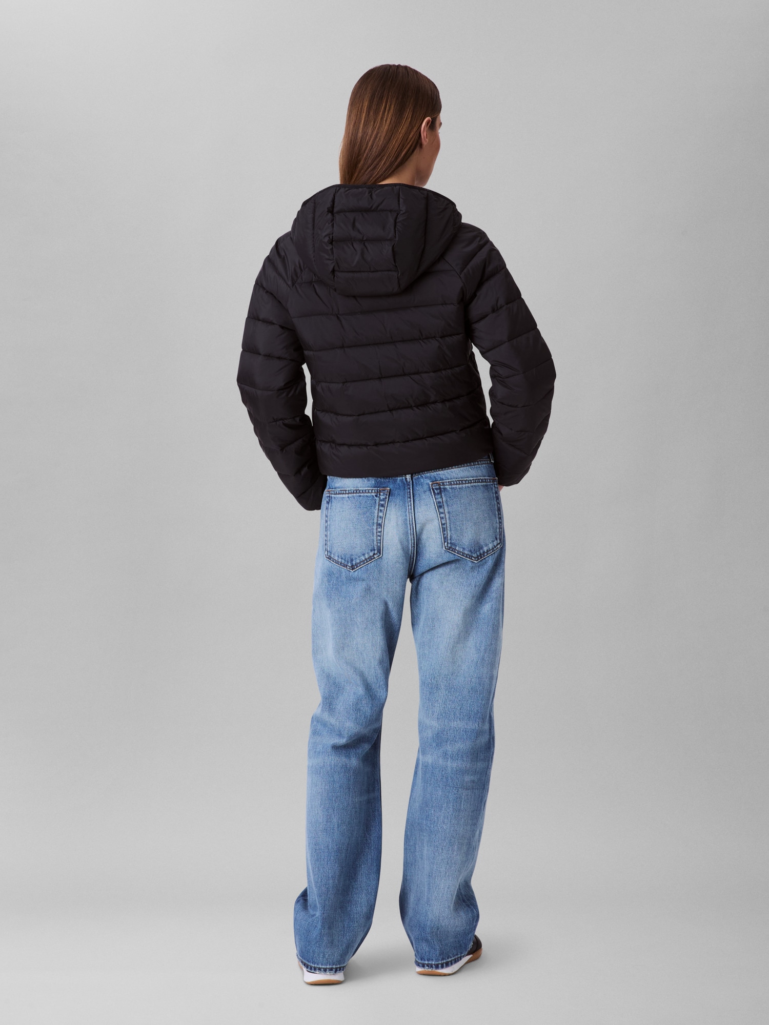 Calvin Klein Jeans Steppjacke »LGHTWGHT QLTD JCKT P« mit Kapuze Mit Rundhalsausschnitt