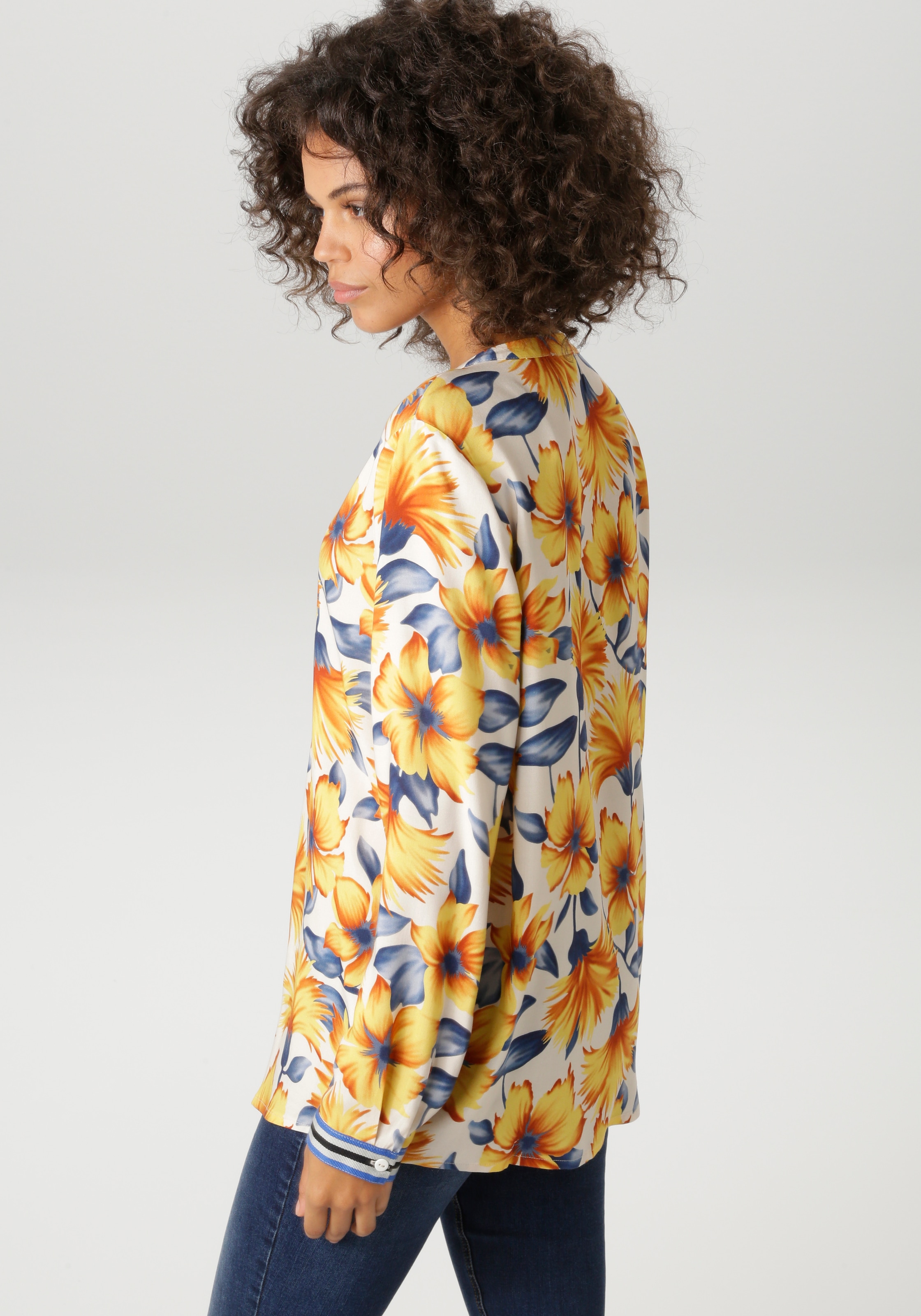 Aniston CASUAL Blouse à enfiler mit farbharmonischen, grossflächigen Blüten bedruckt - NEUE KOLLEKTION