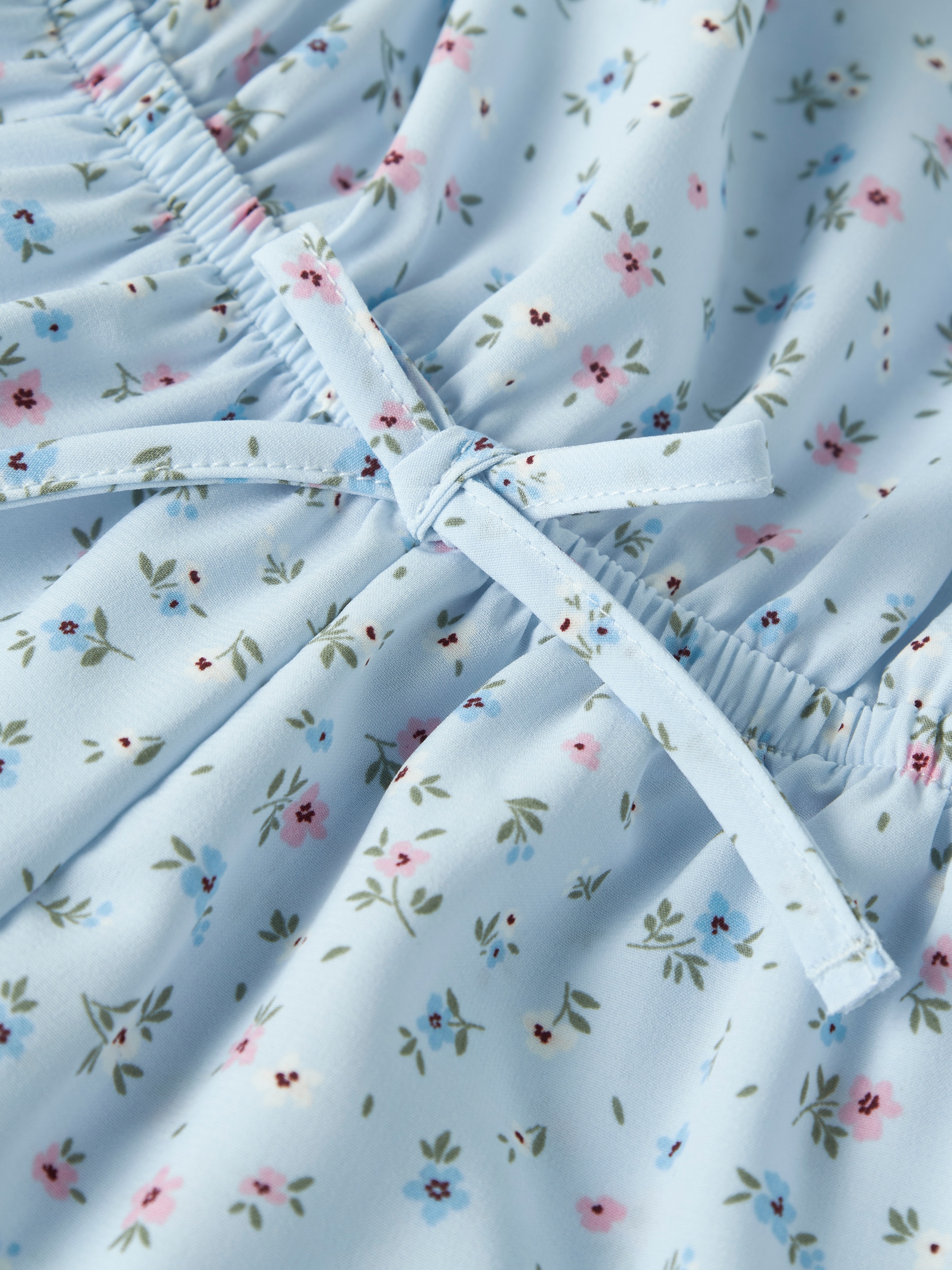 Name It Kurzoverall »NKFVINAYA  PLAYSUIT FFF« Kunstfaser, elastischer Bund, Allover-Druck