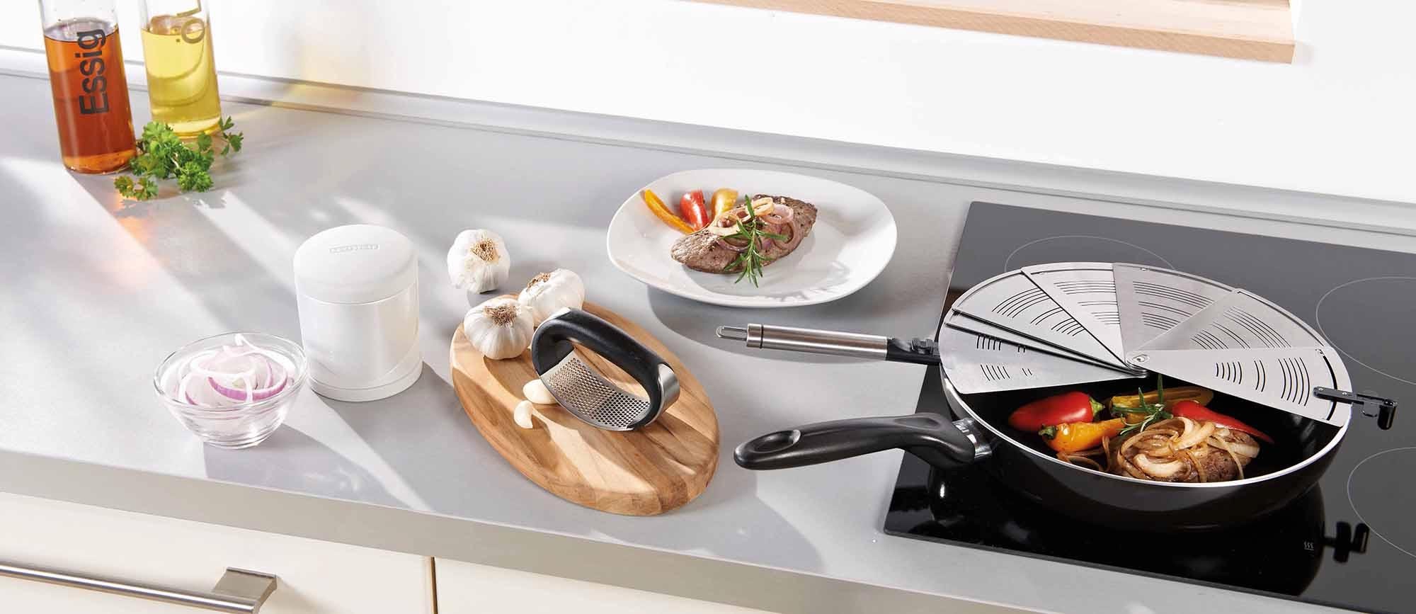 Leifheit Spritzschutzdeckel Edelstahl/Kunststoff, für Pfannen bis Ø 28 cm