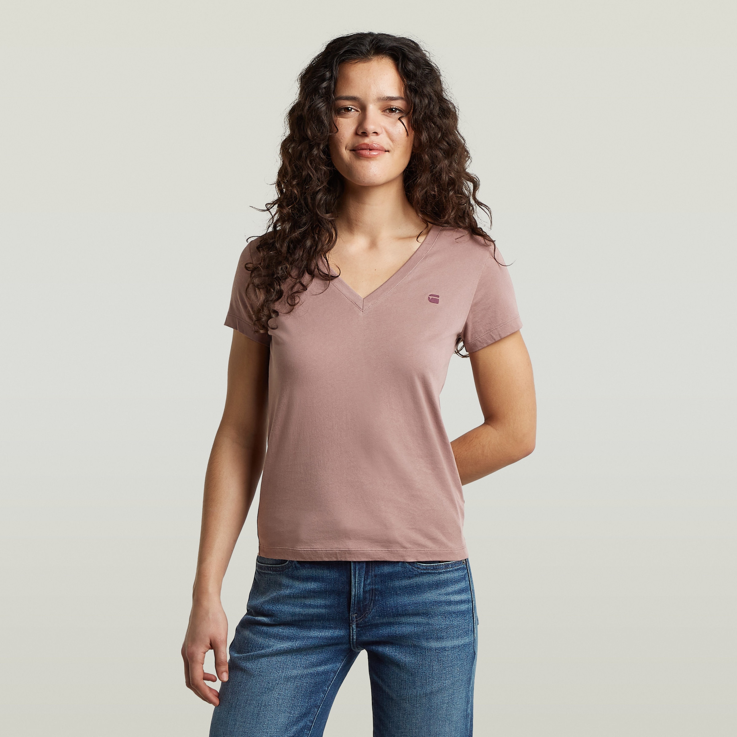 G-STAR T-shirt en V »Overdyed Form v t wmn« en qualité coton
