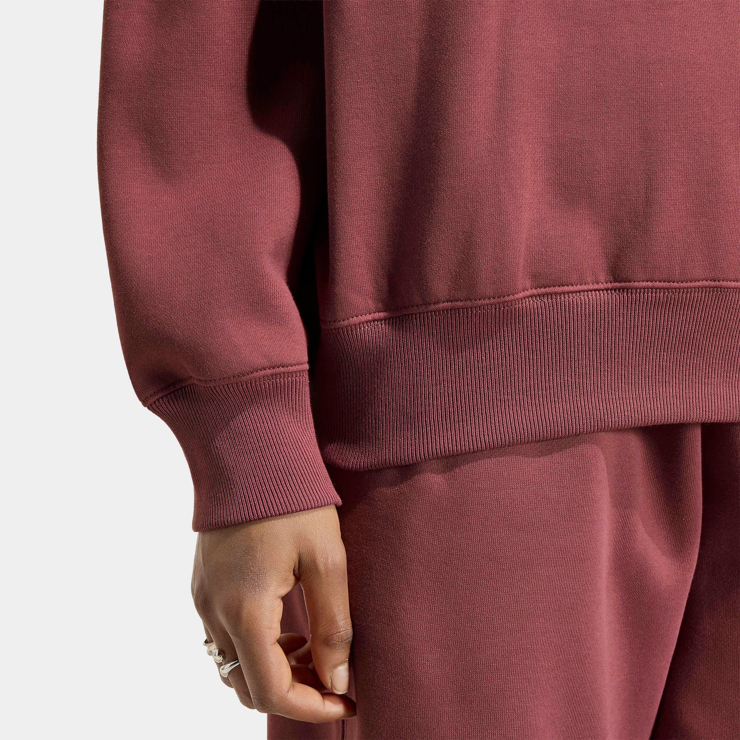 adidas Originals Sweat-shirt »ESS FL CRW OS«, avec encolure ronde, sans fermeture, en coupe normale
