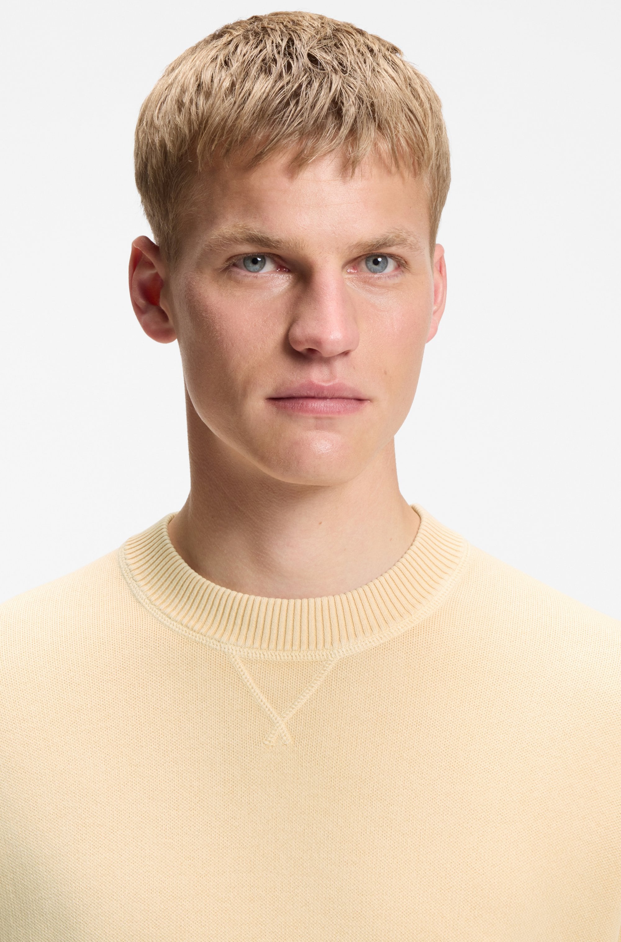 BOSS ORANGE Strickpullover »Akapulko« Relaxed Fit, reine Baumwolle, moderner Used-Effekt