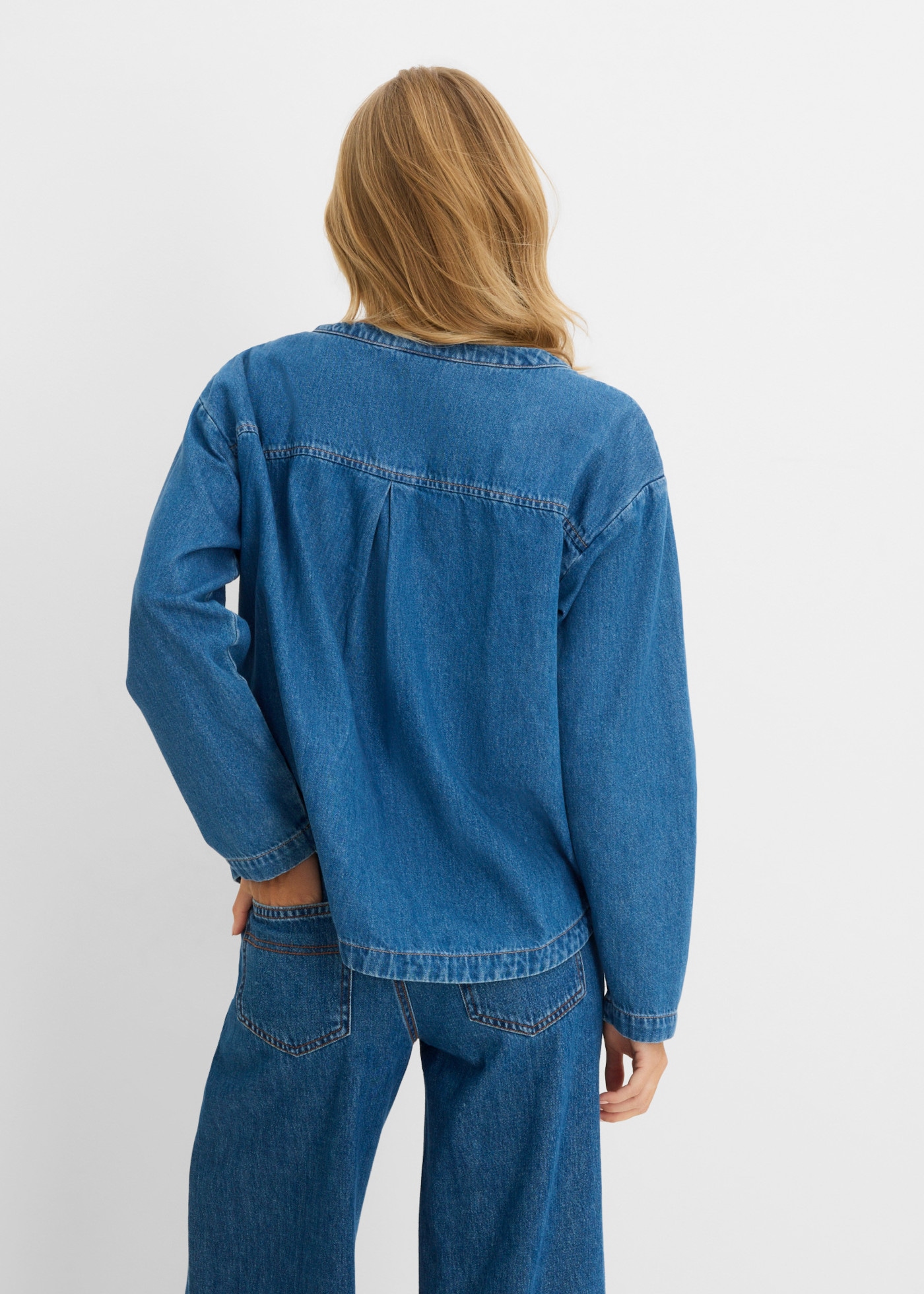 bonprix Blouse en jean tunique, en coton pur, coupe oversize, manches longues