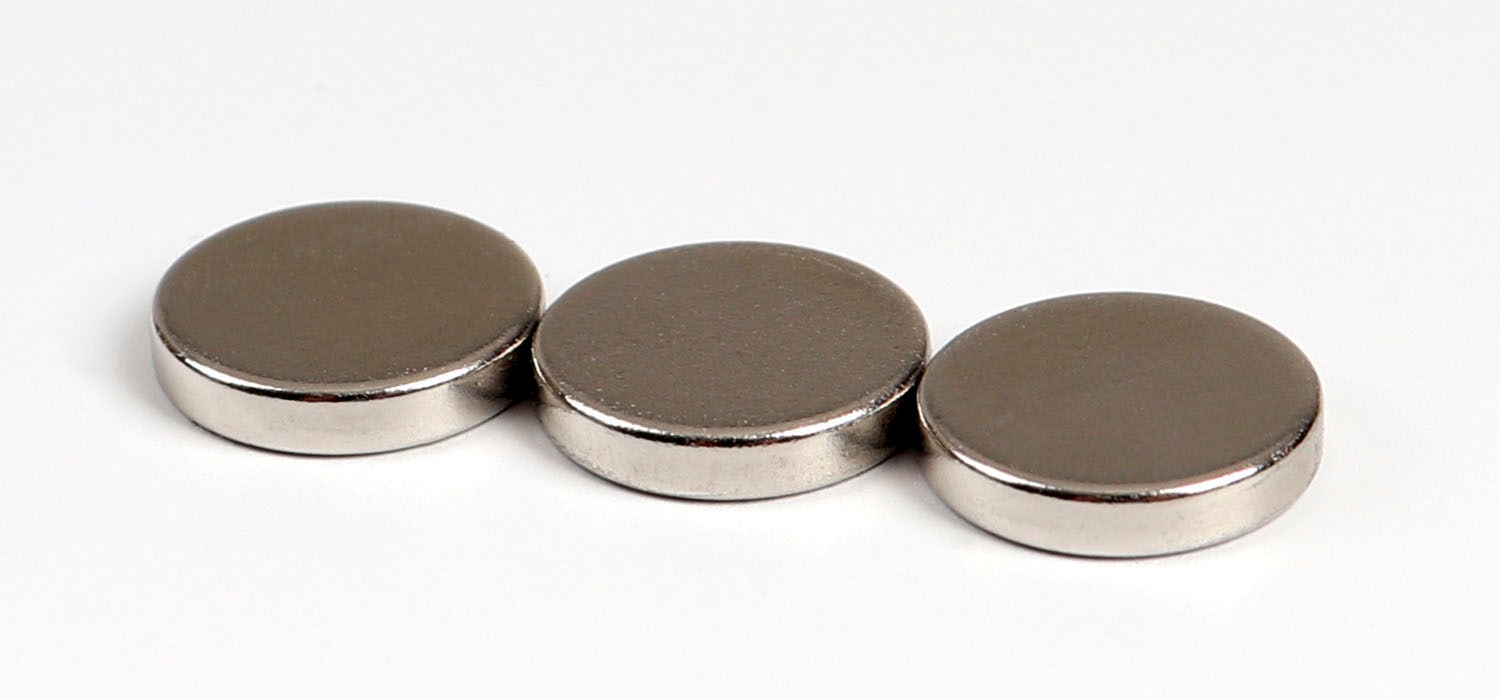 queence Magnetfolie »Magnetische Tafelfolie« Tafel-Wandtafelfolie-Magnetfolie, selbstklebend, Kreide+Neodym-Magnete