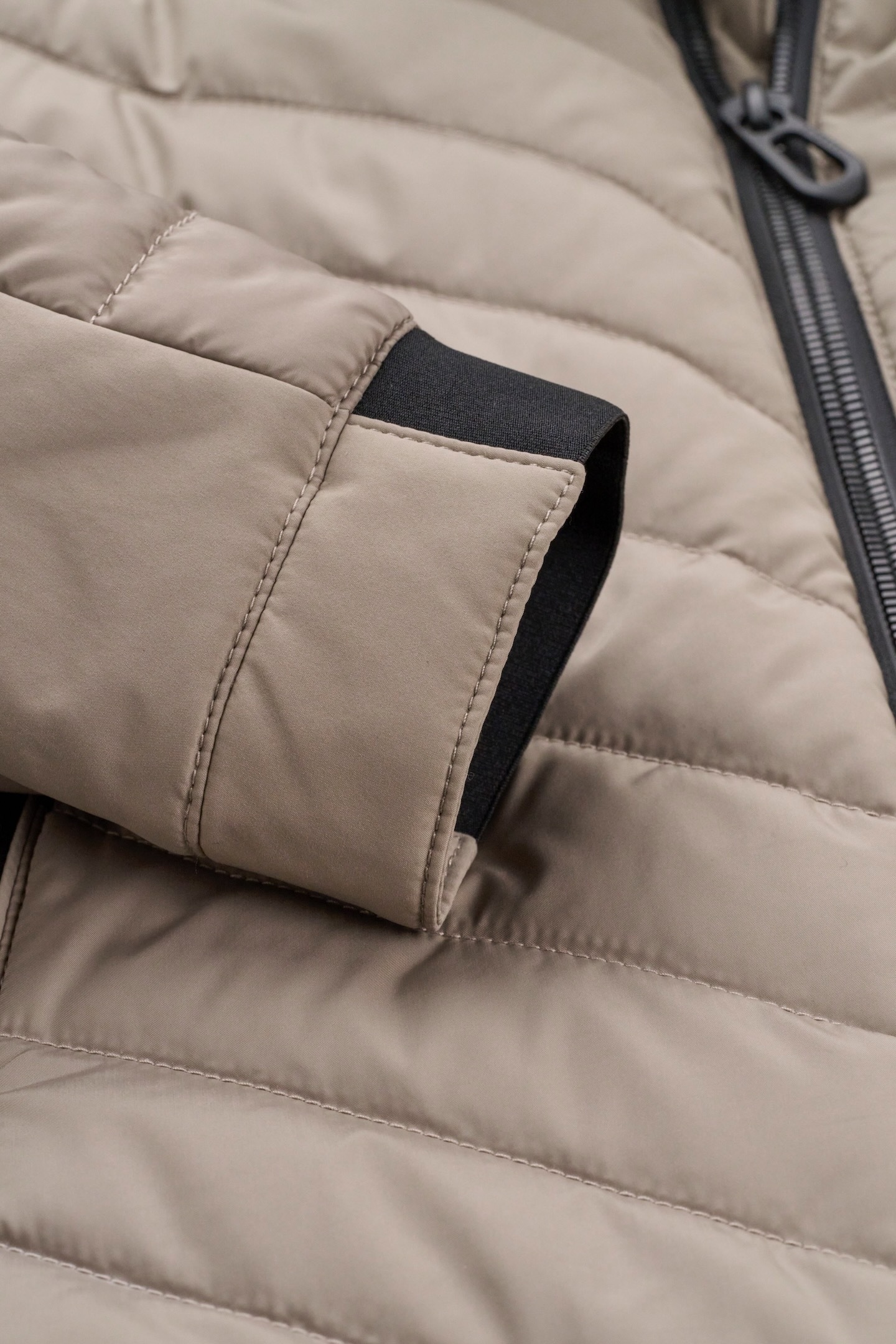 bugatti Blouson mit Kapuze mit Frontsteppung