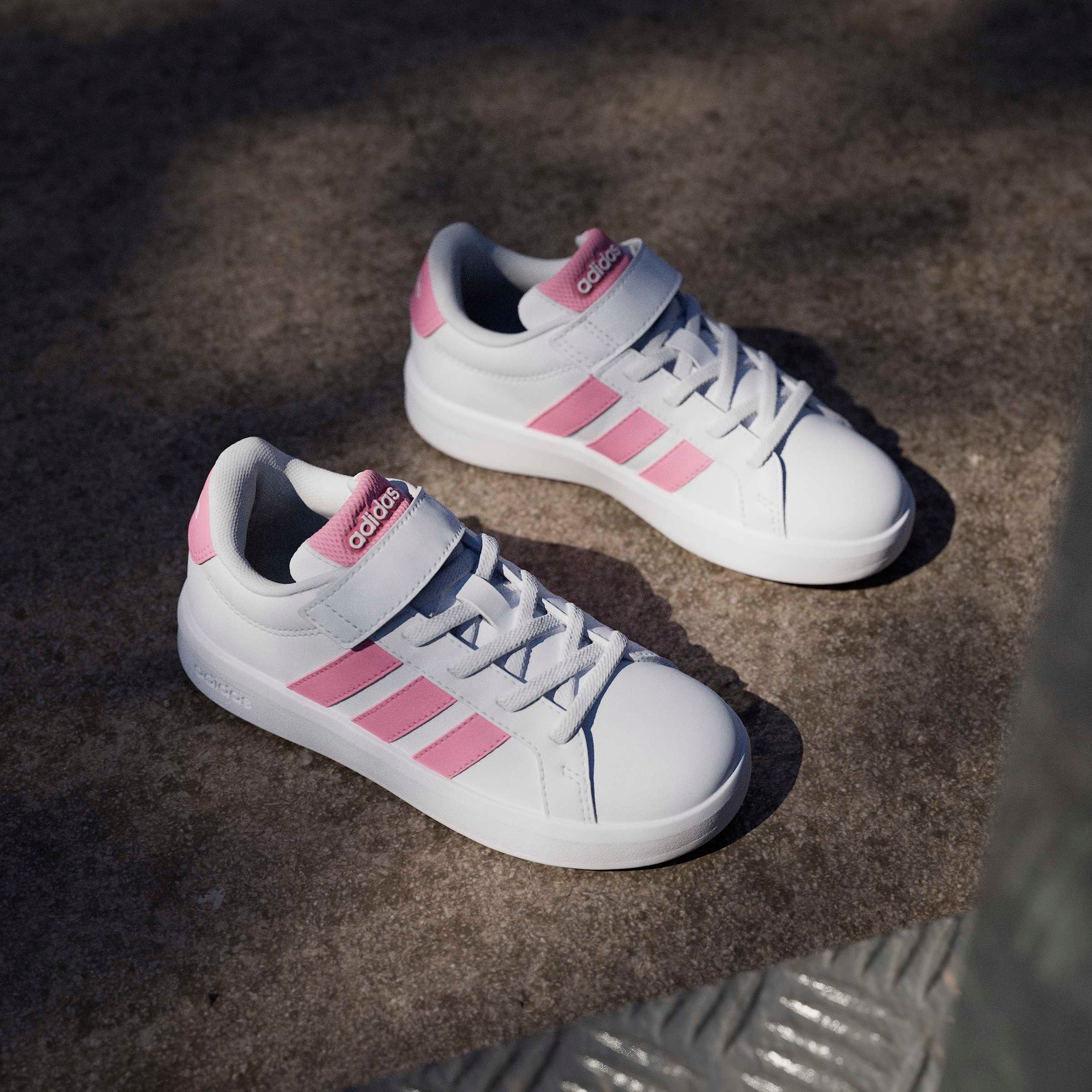 adidas Sportswear Sneaker »GRAND COURT 3.0  FÜR KINDER«  mit Klettverschluss