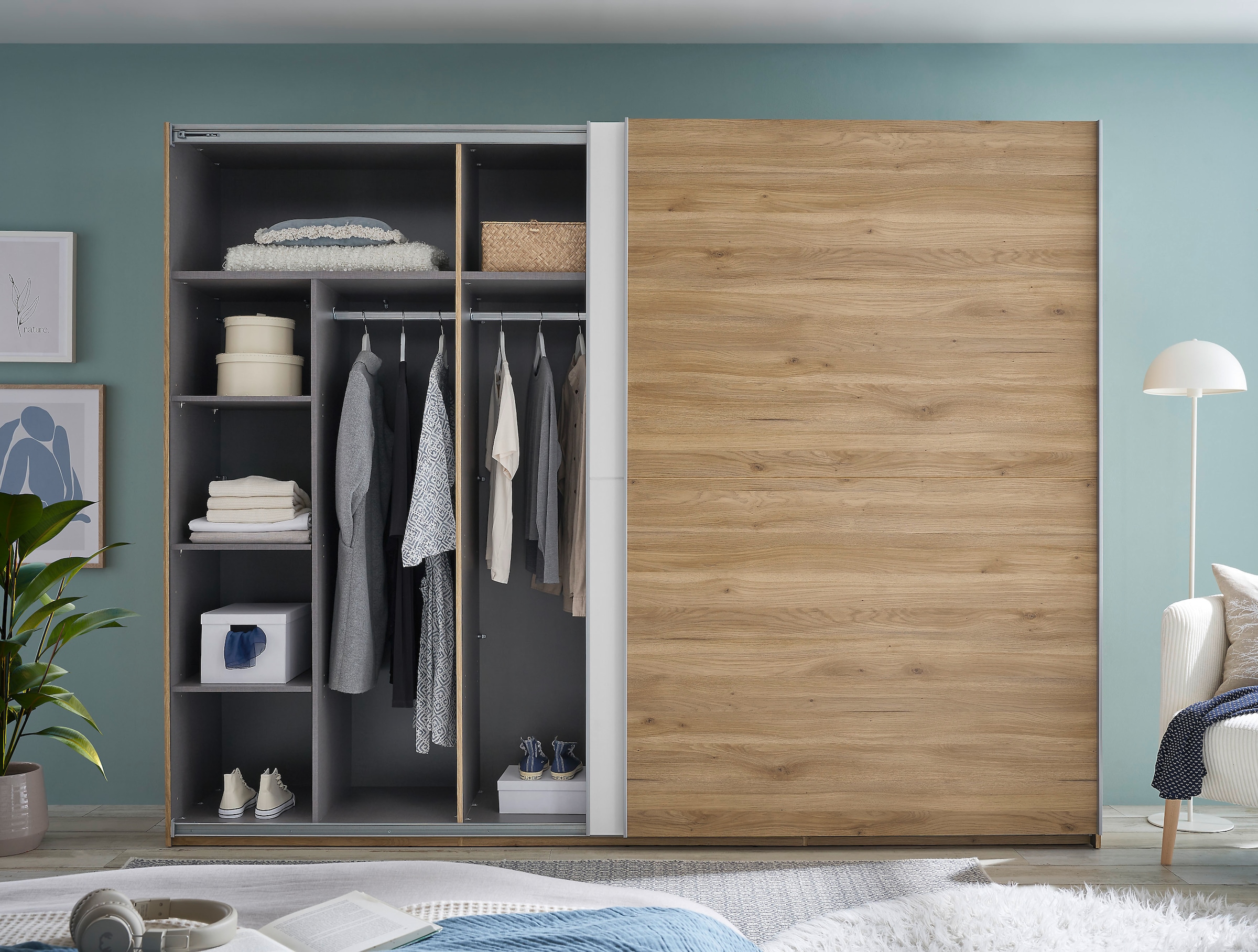 Schlafkontor Armoire à portes coulissantes »Mesio, 2-türiger Kleiderschrank, Schiebetürenschrank mit viel Stauraum« inklusive Hoteleinteilungen aussen und Einlegeböden oben