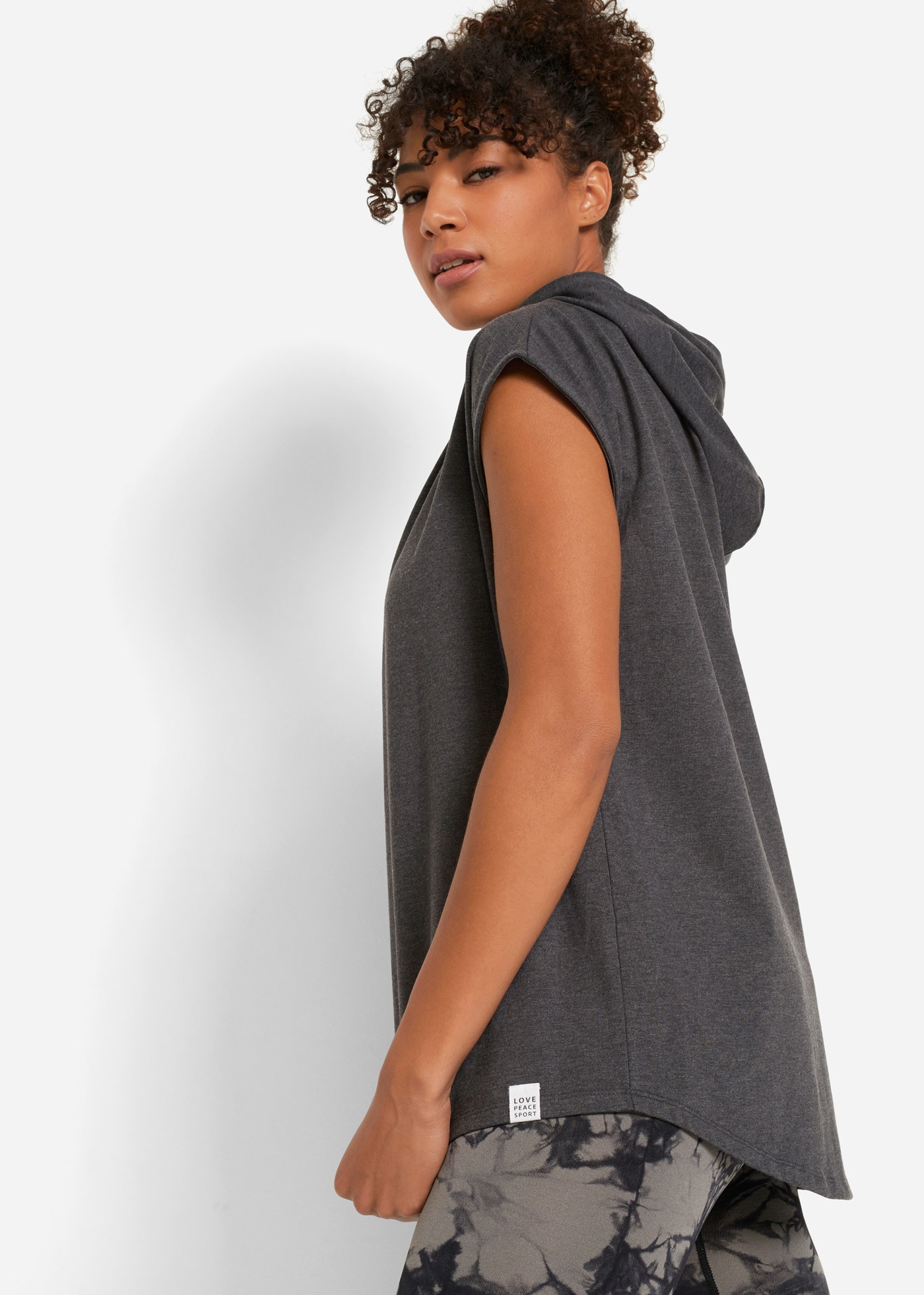 bonprix Sweat à capuche , lässige Passform, überschnittene Schultern
