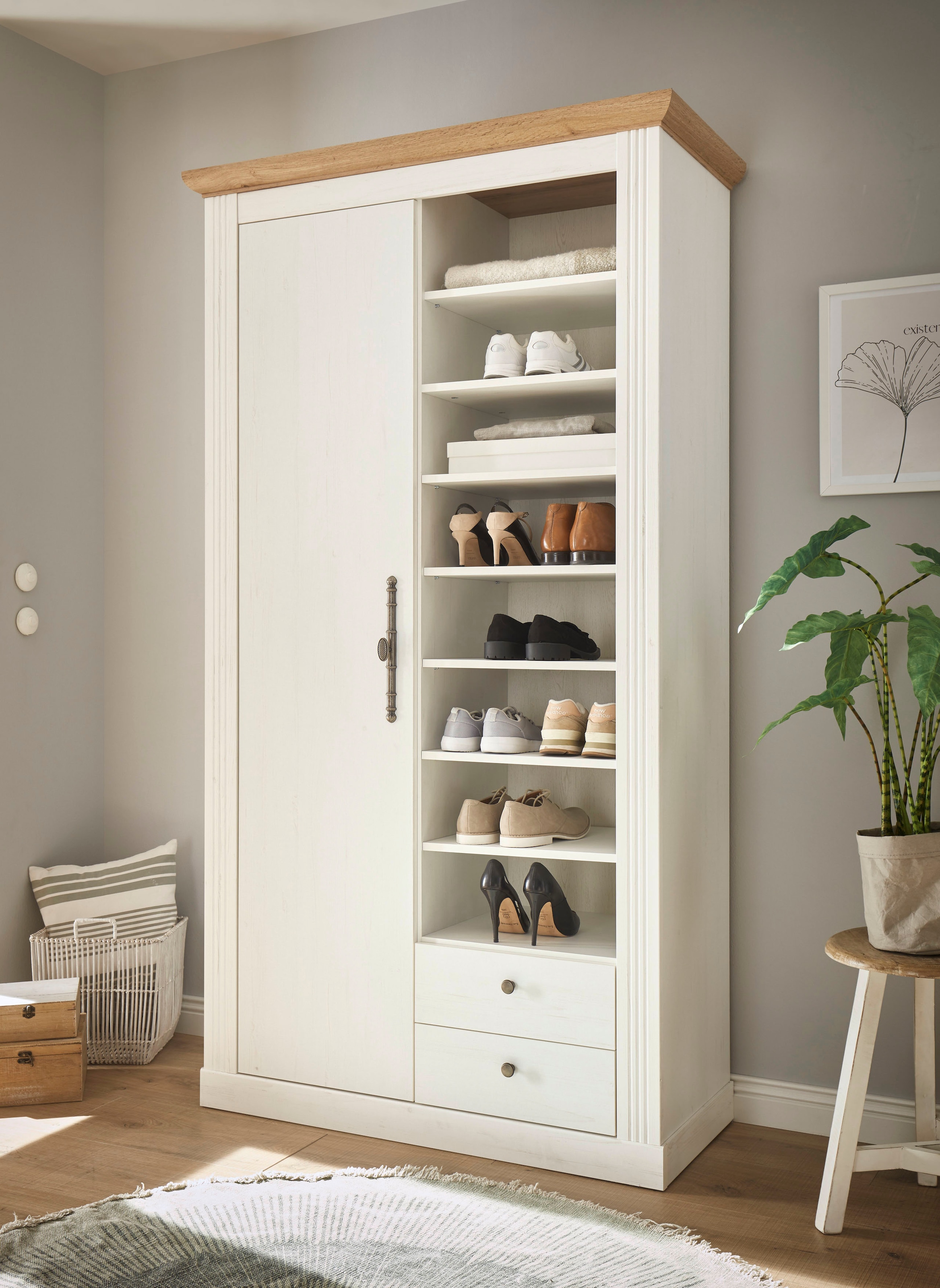 Home affaire Garderobenschrank »WESTMINSTER TOPSELLER!« Breite ca. 108 cm,  im romantischen Landhausstil