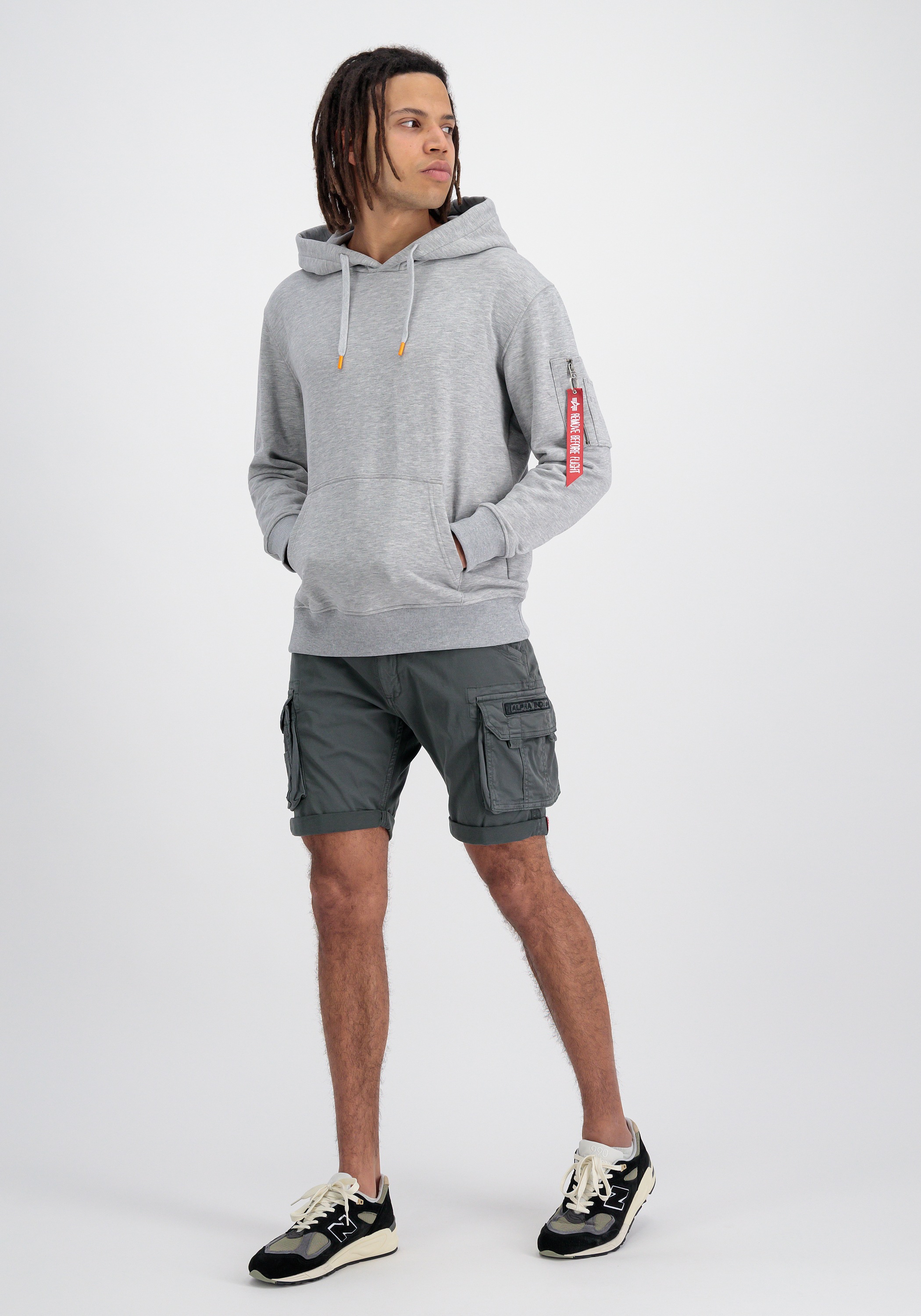 Alpha Industries Hoodie »R Print Hoodie«
