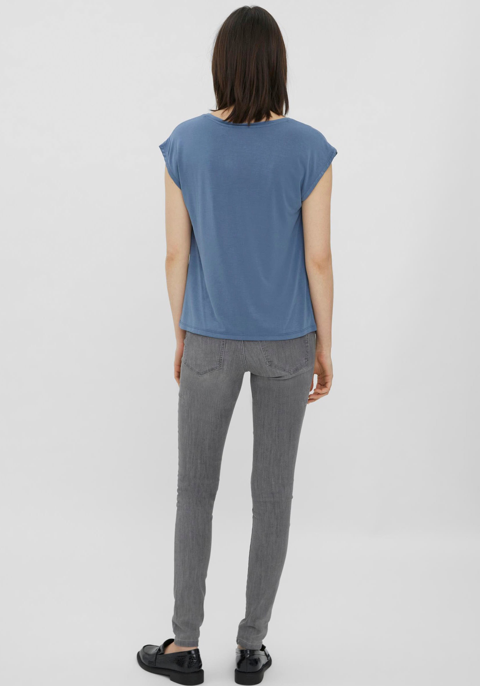 Vero Moda T-shirt en V »VMFILLI SS V-NECK TEE GA NOOS« Materialmix, relaxed fit