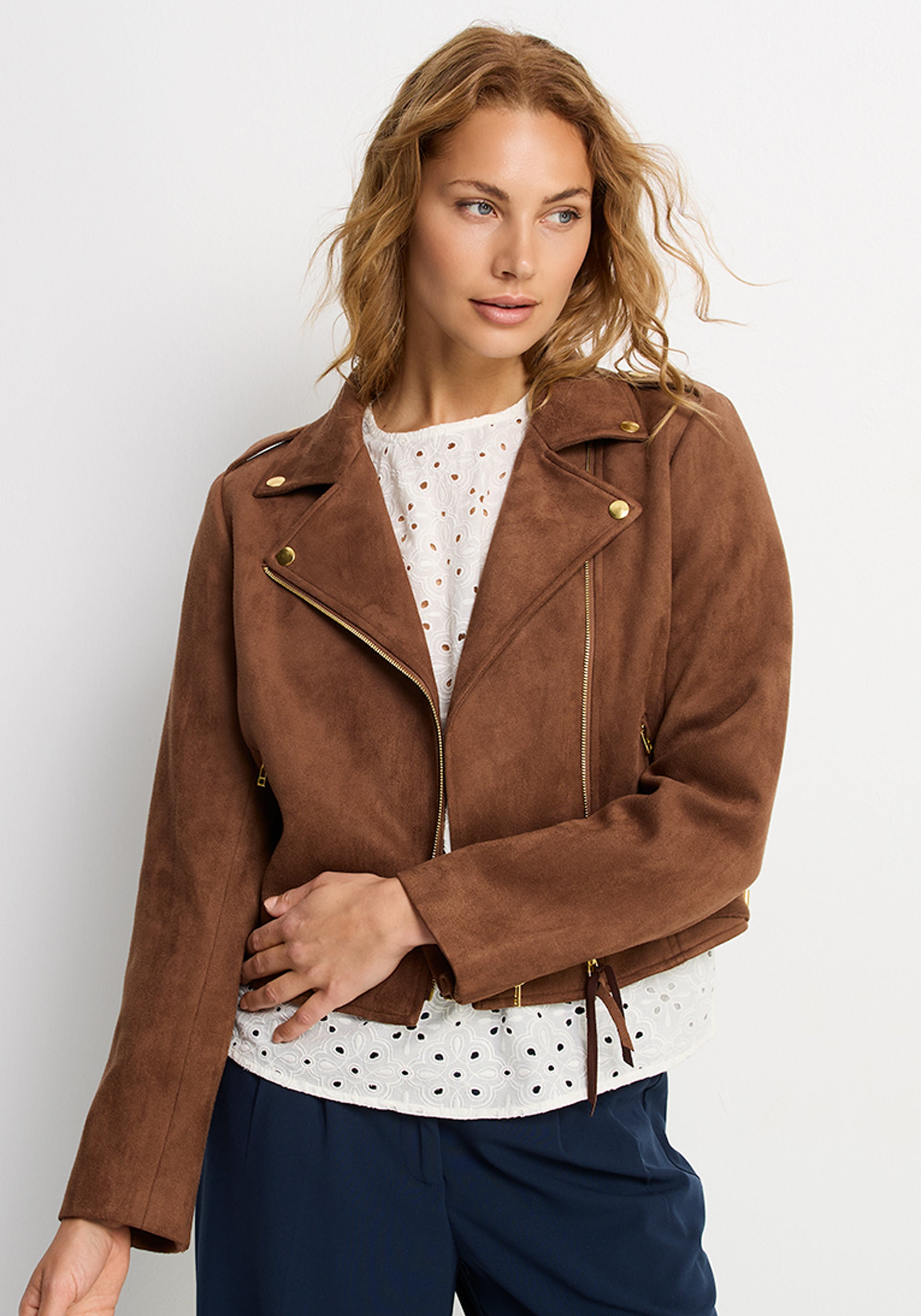 LASCANA Veste de motard »in Veloursleder-Optik« veste de transition à la mode en imitation cuir velours, veste courte en imitation cuir