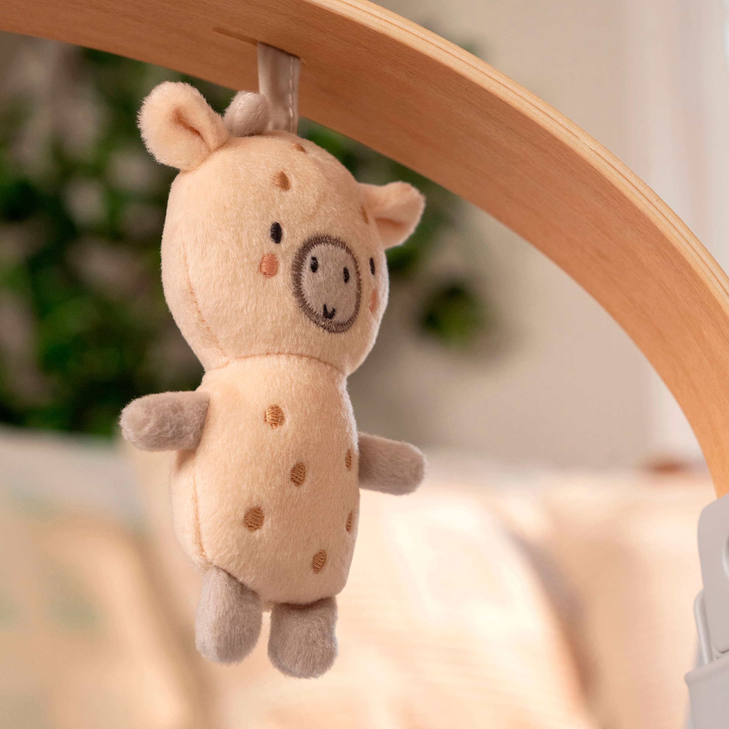 ingenuity Transat pour bébé »Swing 'n Go Portable Swing™ - Chambray« bis 9 kilos mit Melodien und Geräuschen