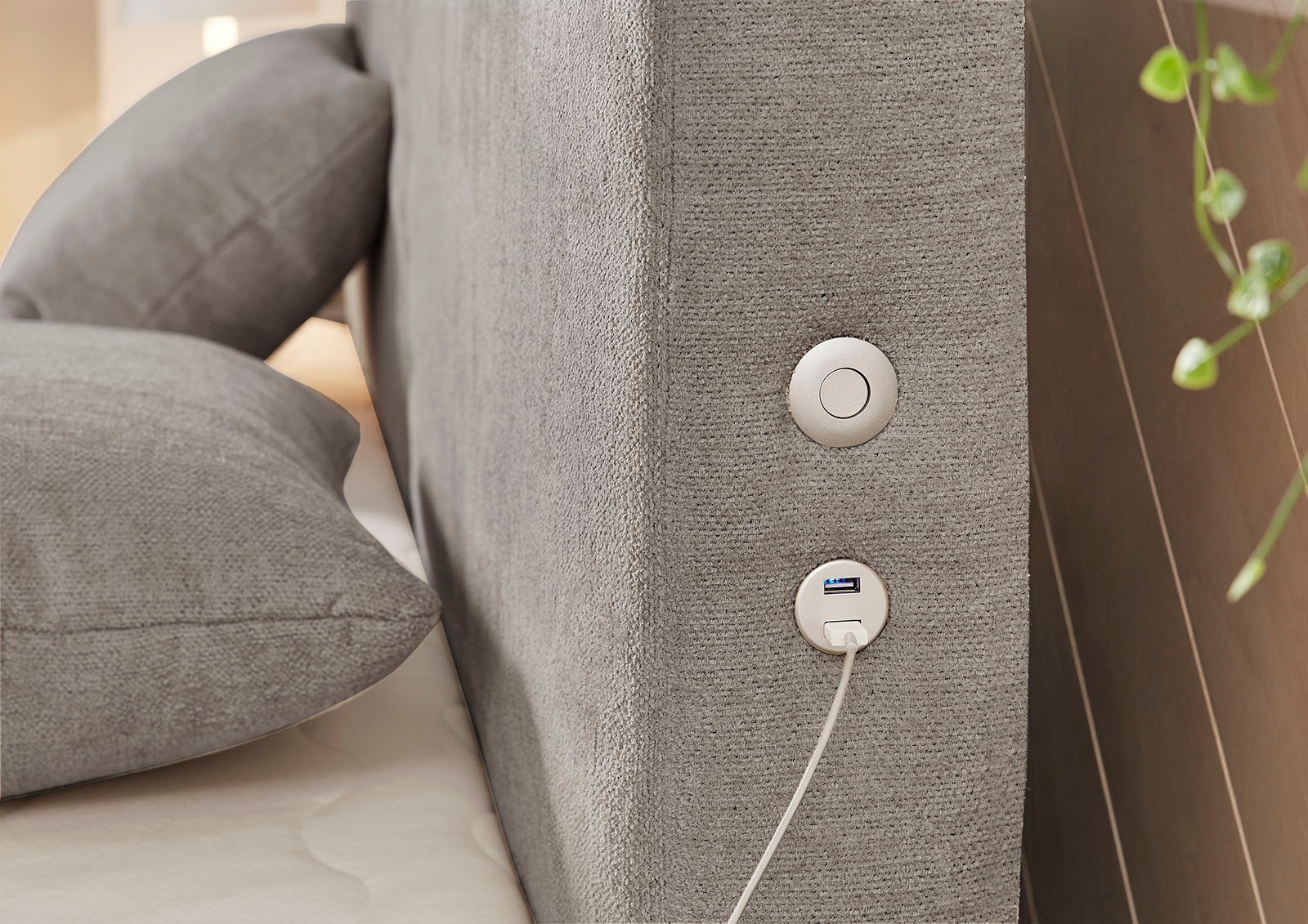 Jockenhöfer Gruppe Lit boxspring »Kira in den Breiten 160x200 & 180x200cm« incl. éclairage LED, ports de charge USB, matelas 7 zones, surmatelas, divers degrés de fermeté