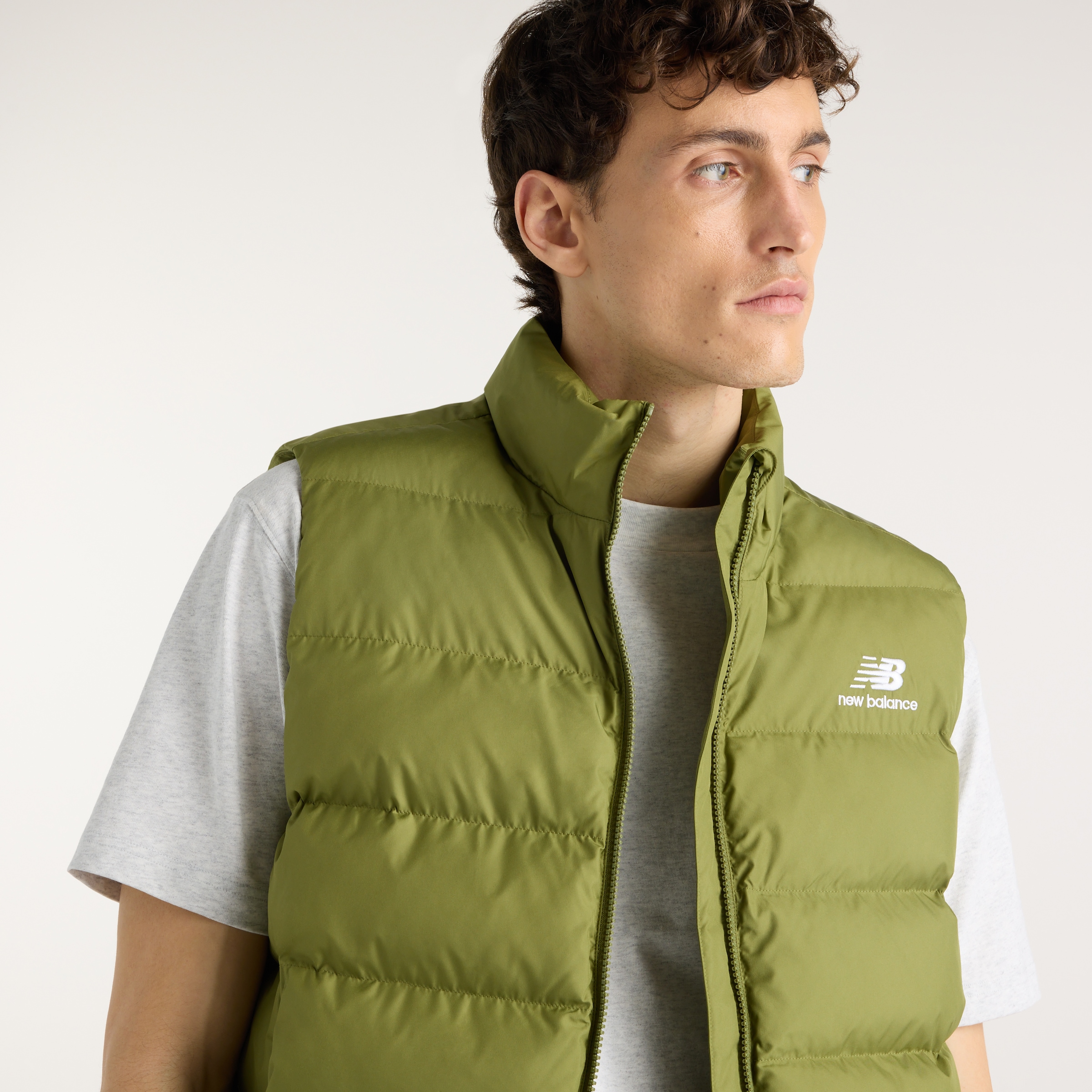 New Balance Gilet matelassé »BOSTON PUFFER VEST« mit markanter Steppung, sportlicher Stil, aus Polyester
