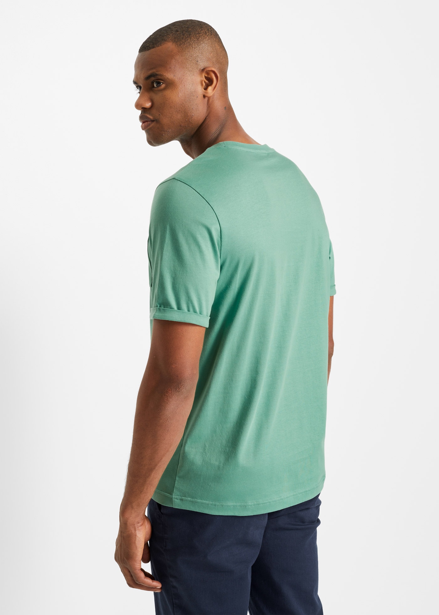 bonprix T-shirt Packung, 2 pièces Regular Fit, Rundhalsausschnitt, mit Brusttasche, aus Baumwolle