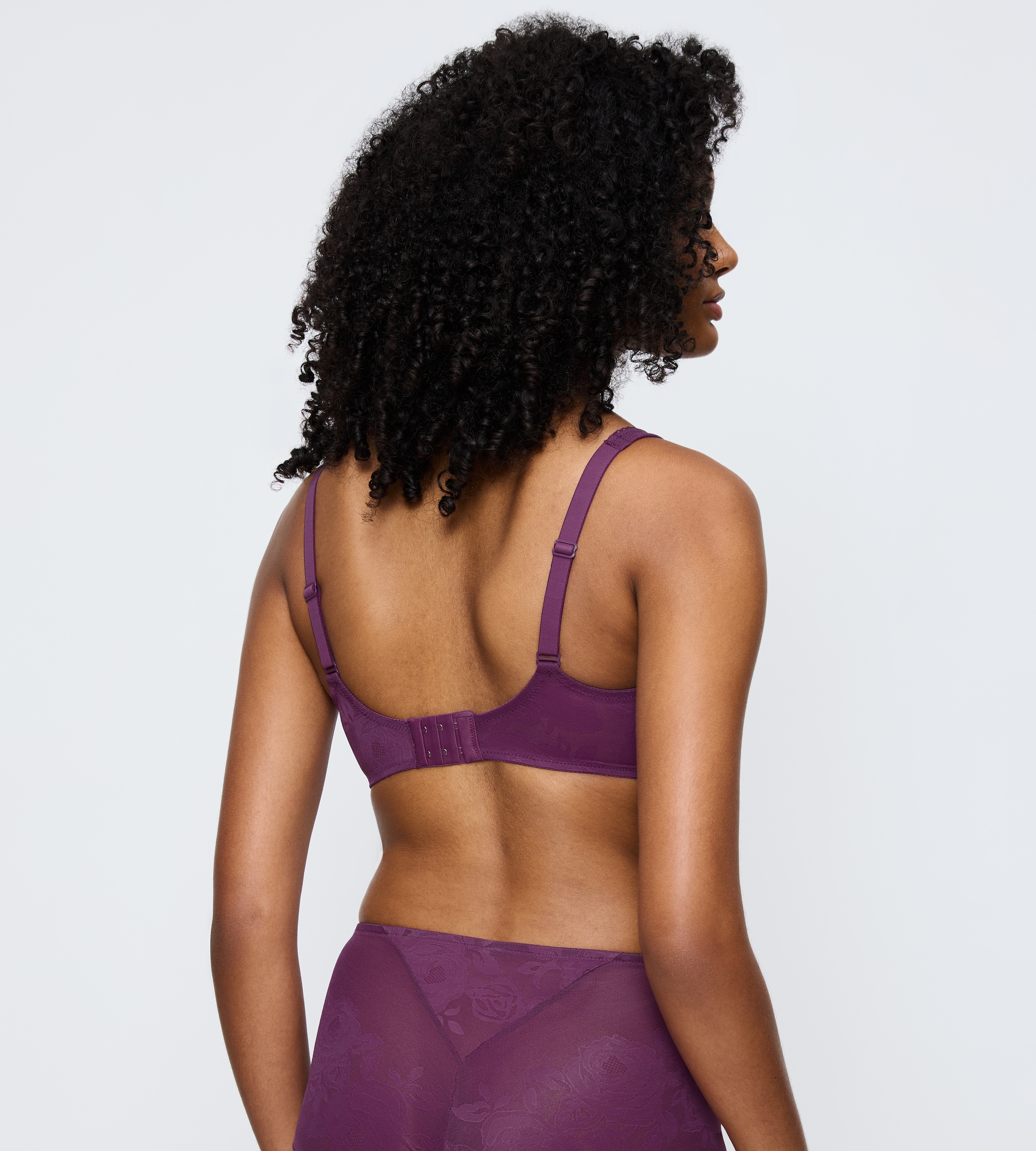 Triumph Soutien-gorge minimisant »Wild Rose Sensation« verkleinert die Brust optisch um eine Cup-Grösse