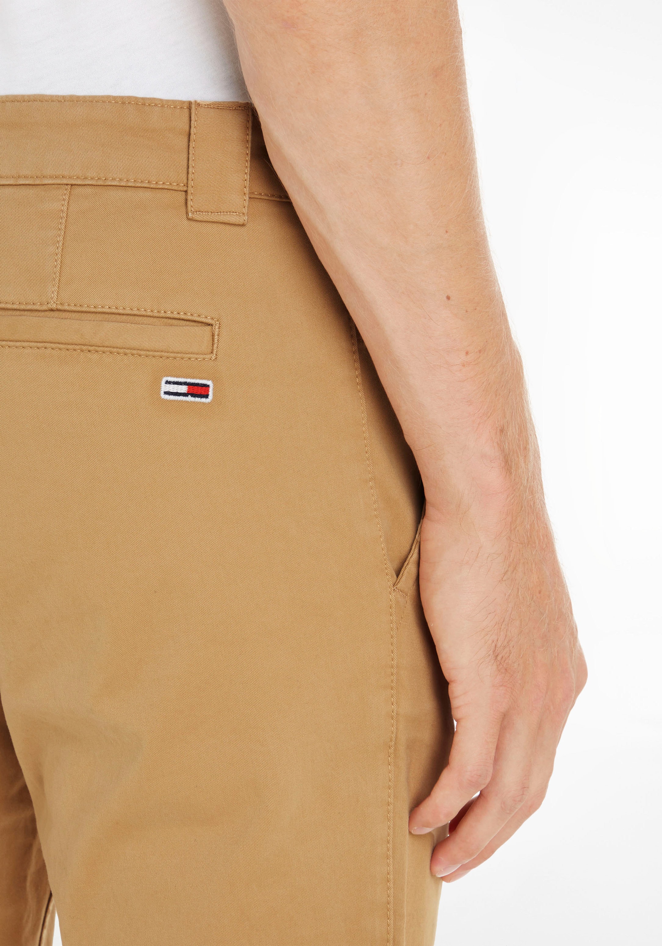 Tommy Jeans Chinohose »TJM SCANTON CHINO PANT«  mit Markenlabel