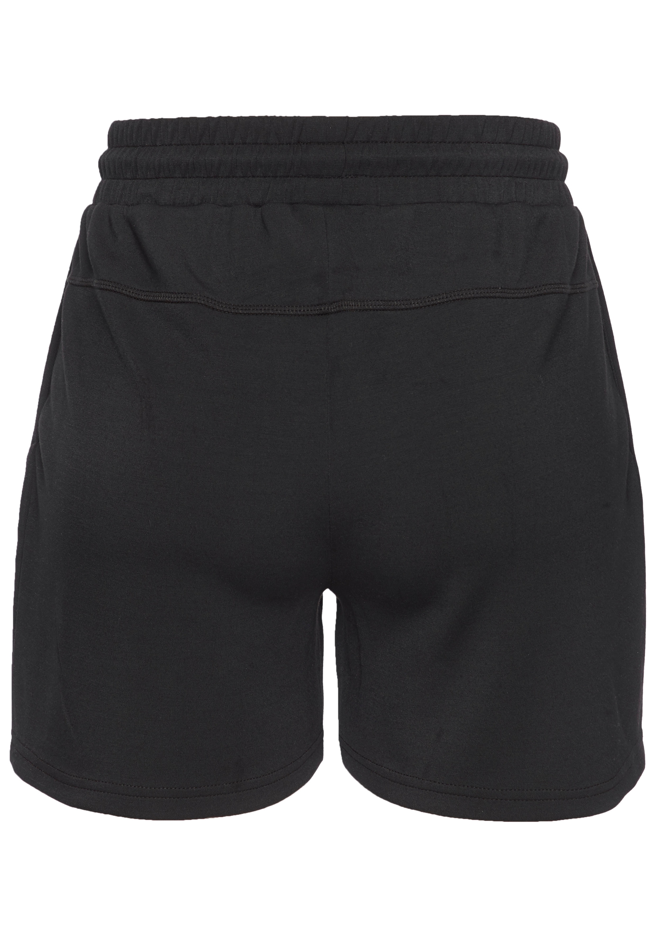 Copenhagen Studios Sweatshorts  en matériau de haute qualité