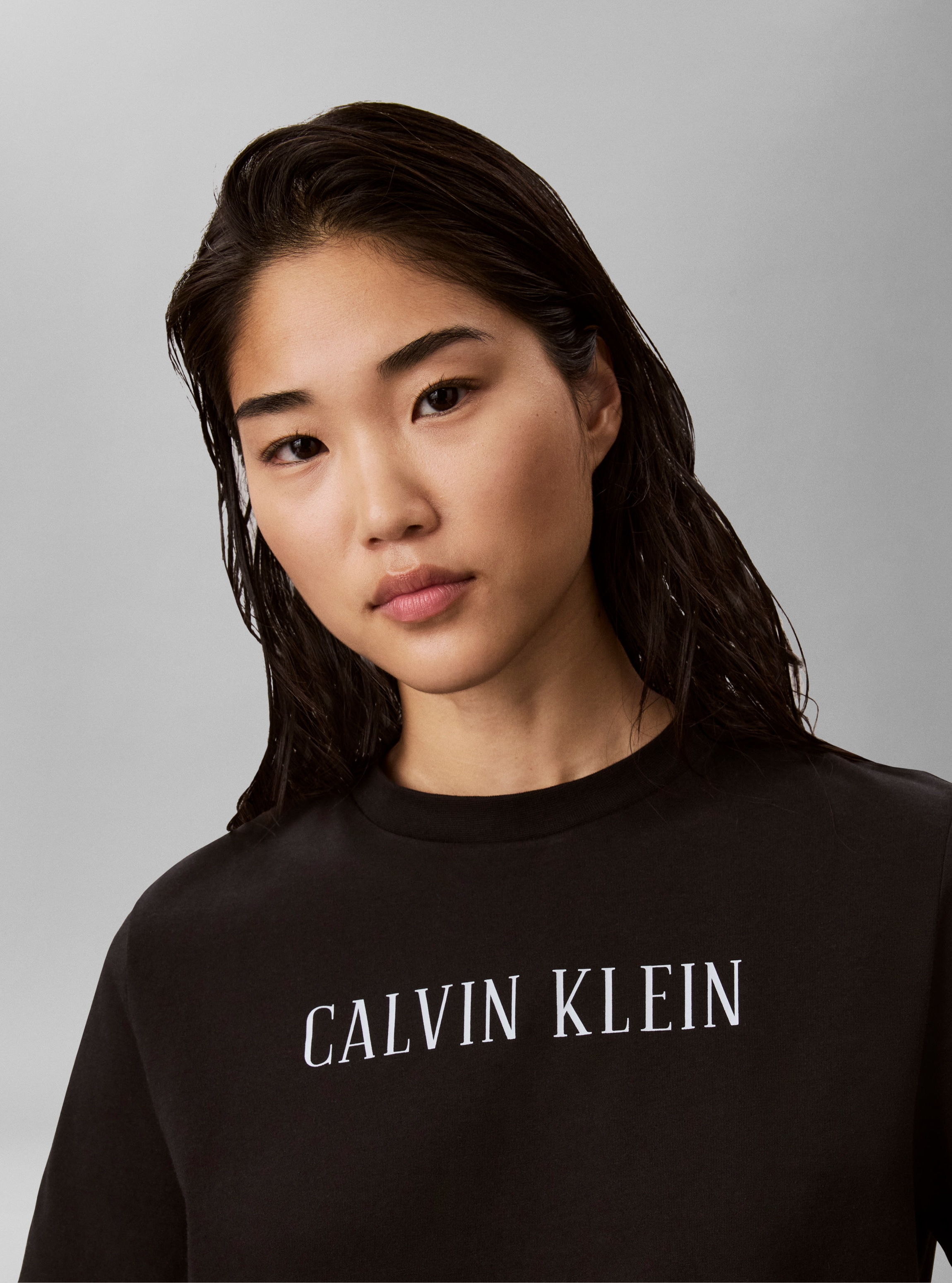 Calvin Klein Jeans T-shirt Encolure ronde, coupe régulière, inscription logo