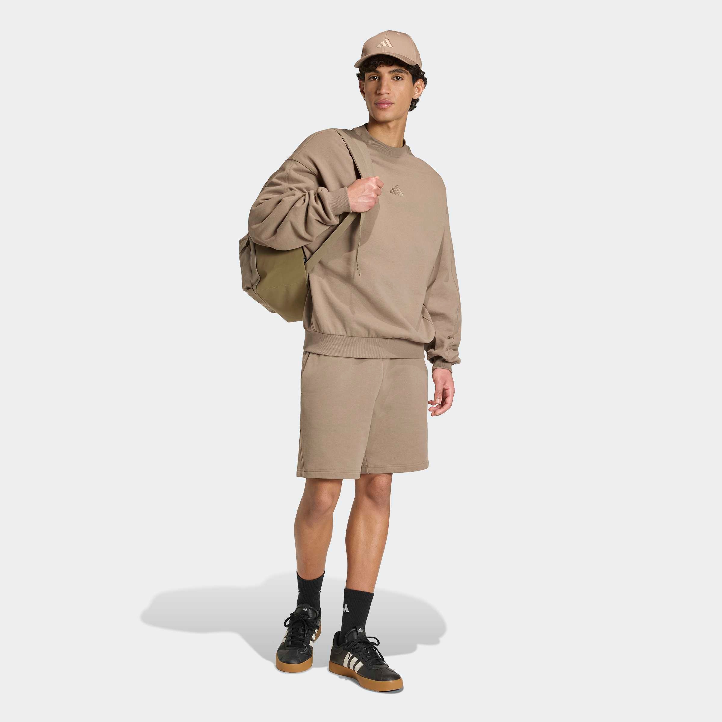 adidas Sportswear Sweat-shirt »M AK SL SWT«, mit Rundhalsausschnitt, ohne Verschluss, in normaler Länge
