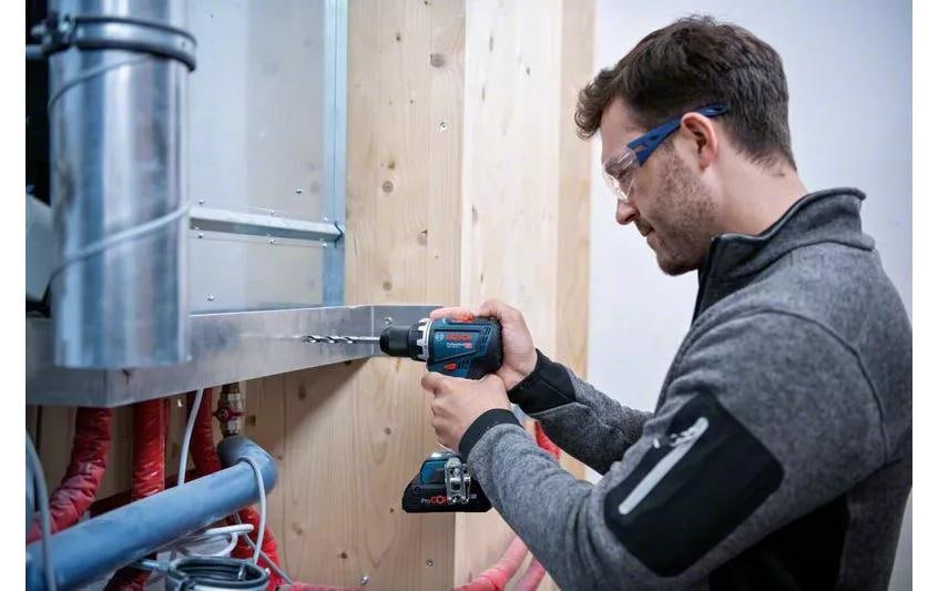 Bosch Professional Akku-Bohrschrauber »GSR 18 V-90 C« Set,  Mit 2 Akkus und 1 Ladegerät