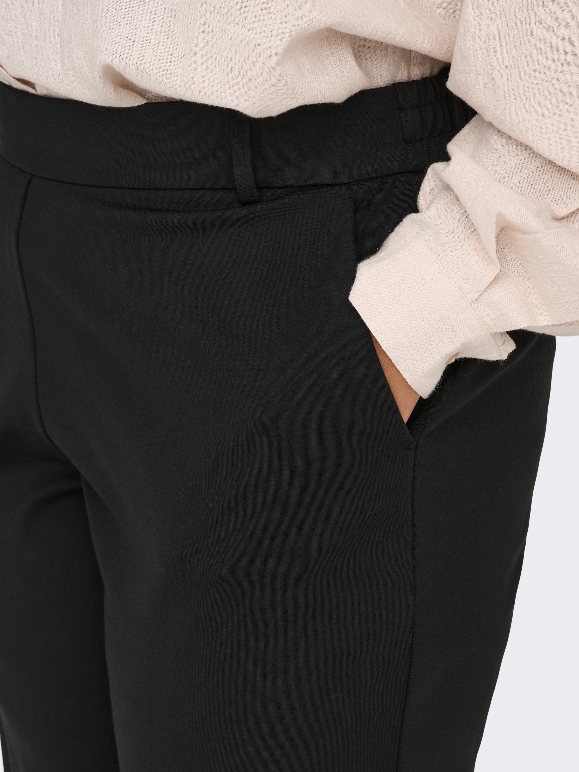 ONLY CARMAKOMA Pantalon sweat »CARGOLDTRASH LIFE HW STR CULOTTE NOOS«